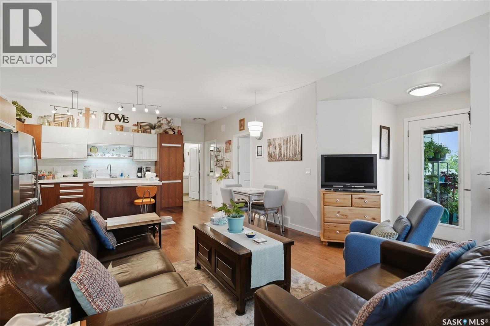 416 2315 Mcclocklin Road Property Photo 8