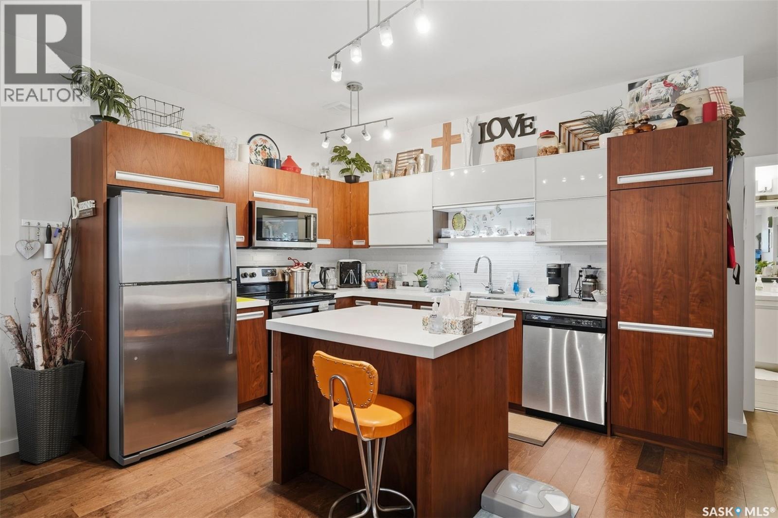 416 2315 Mcclocklin Road Property Photo 10