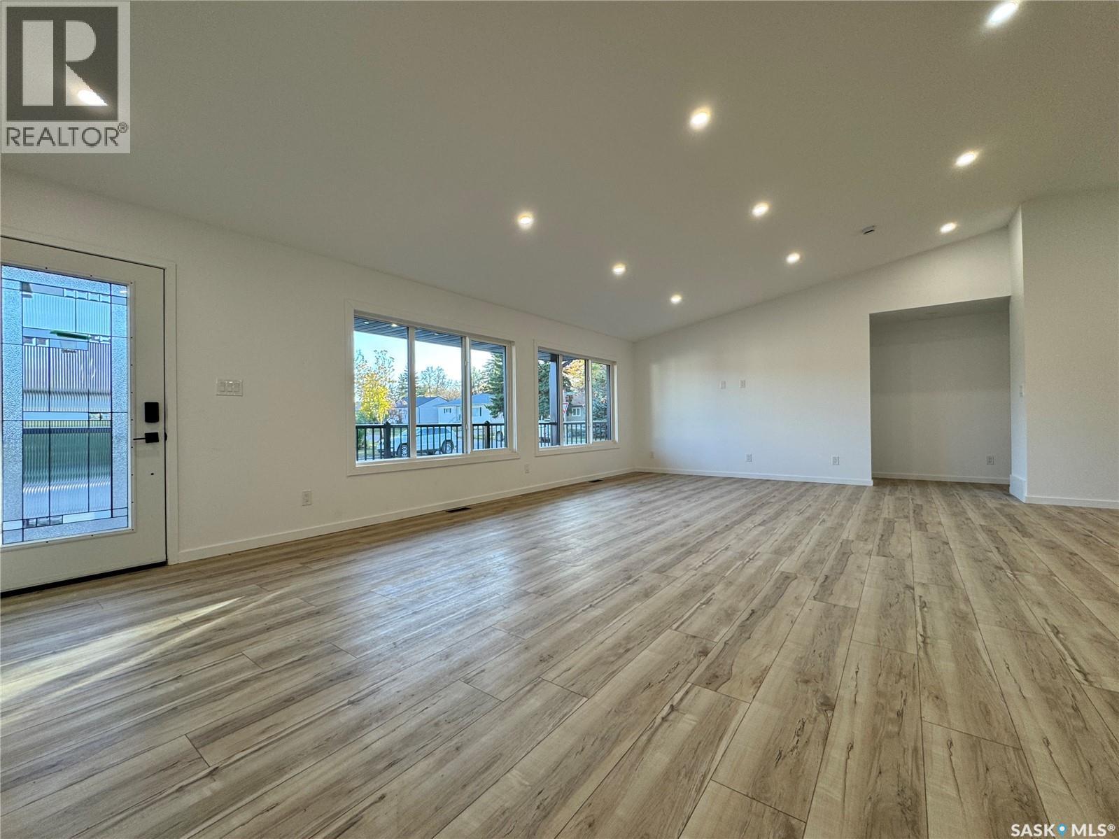 43 Franklin Avenue Property Photo 5