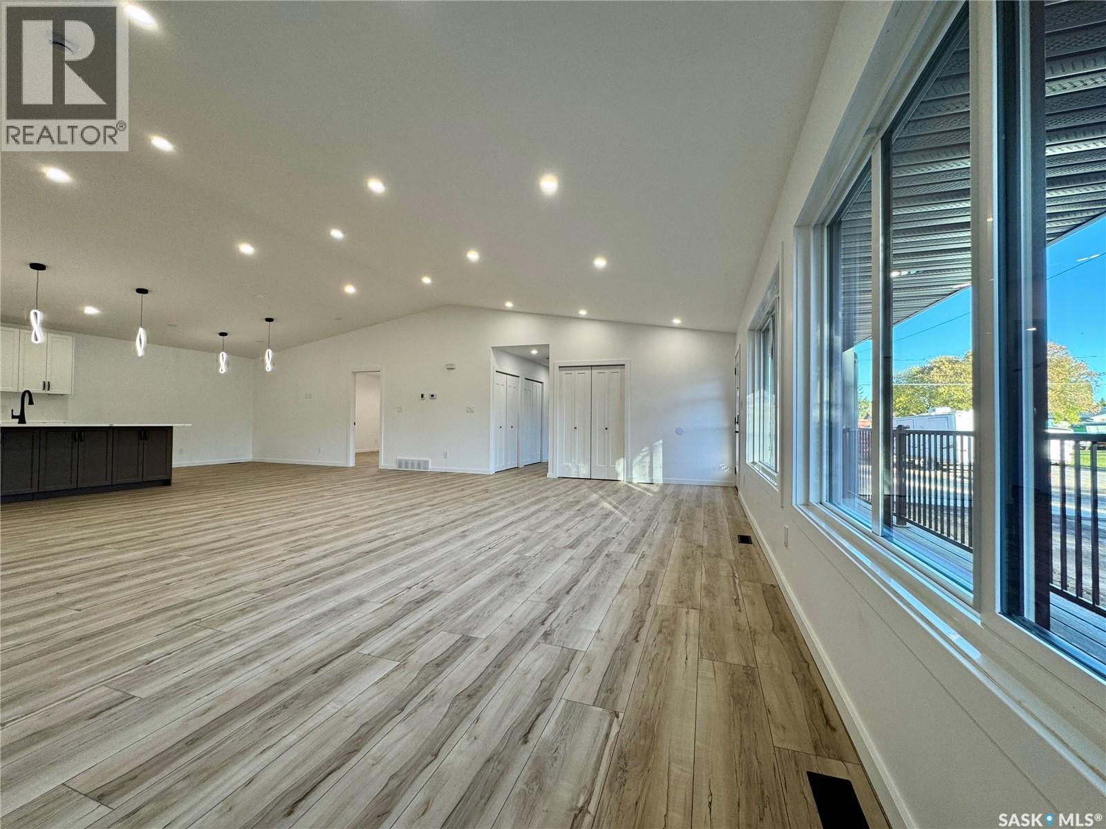 43 Franklin Avenue Property Photo 6