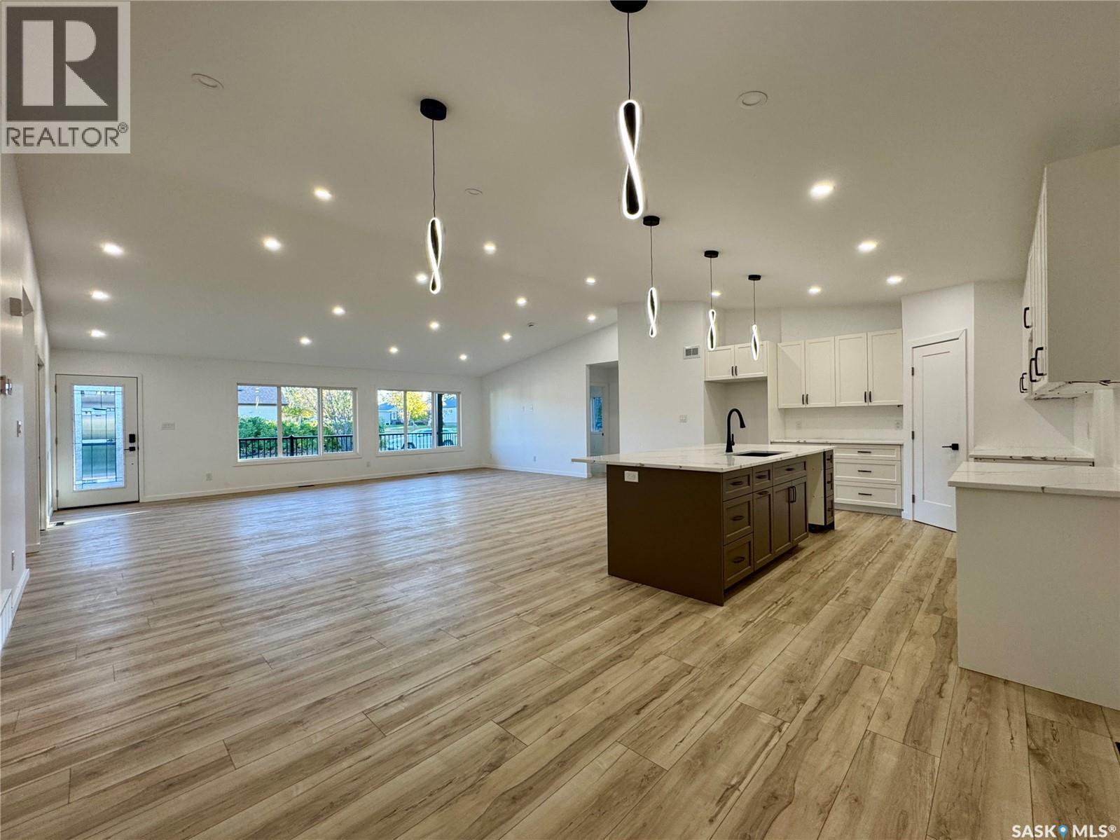43 Franklin Avenue Property Photo 9