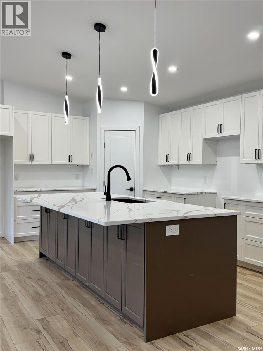 43 Franklin Avenue Property Photo 11