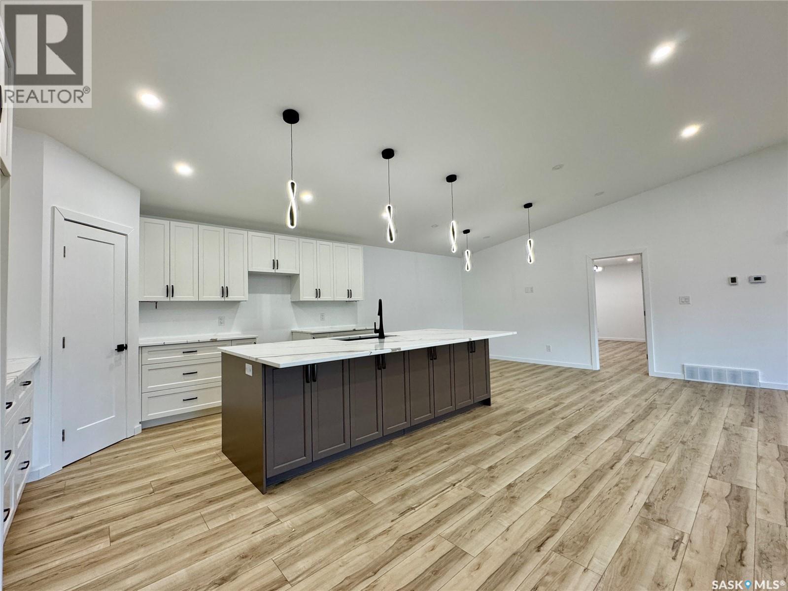 43 Franklin Avenue Property Photo 17