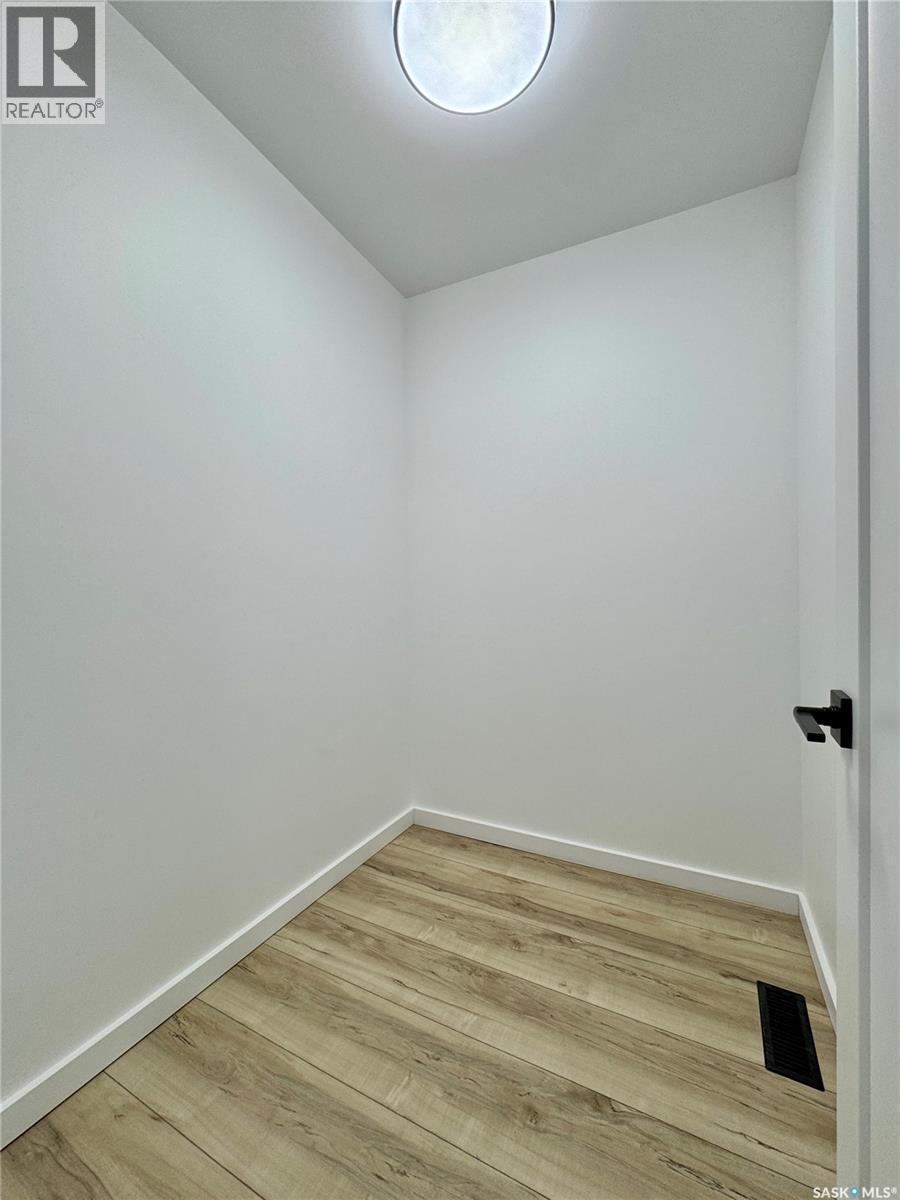 43 Franklin Avenue Property Photo 40