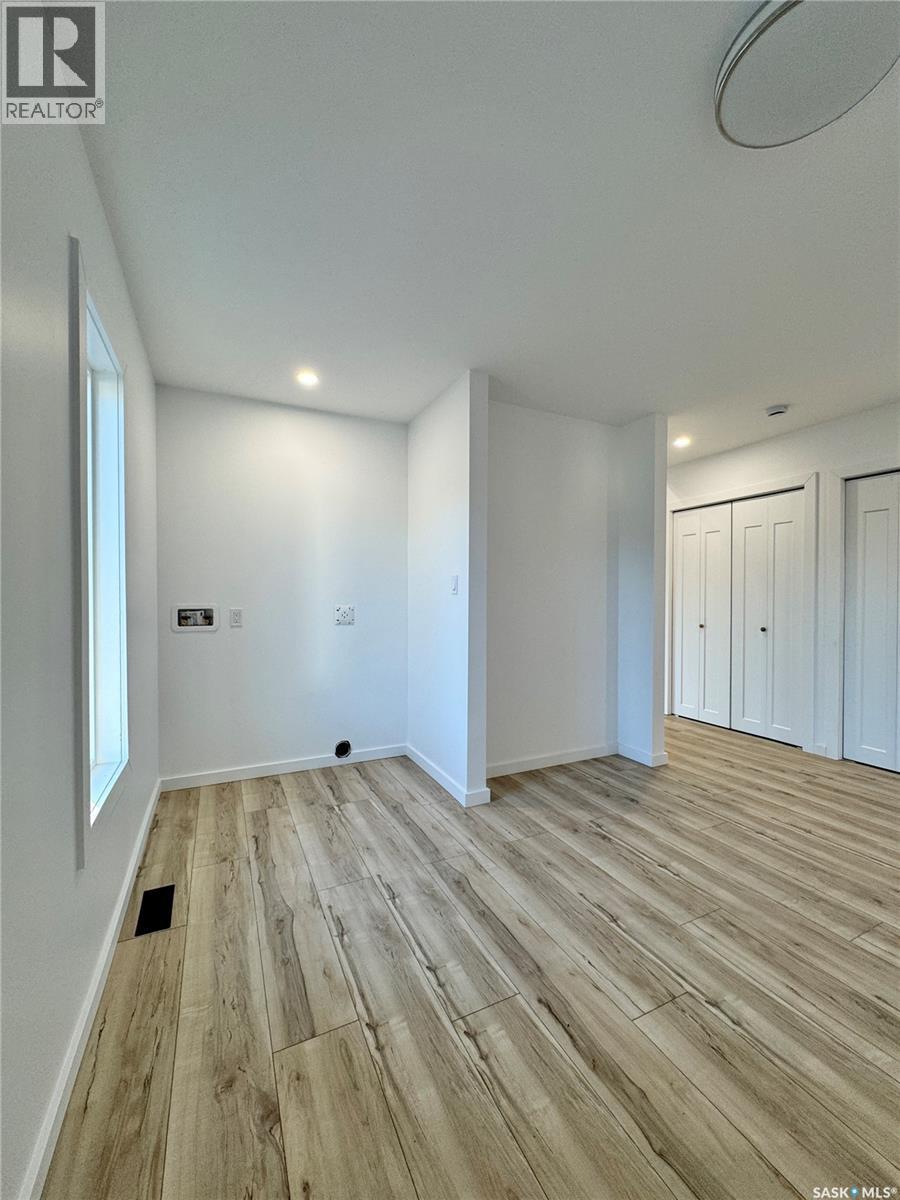 43 Franklin Avenue Property Photo 44