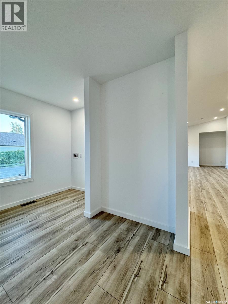 43 Franklin Avenue Property Photo 45