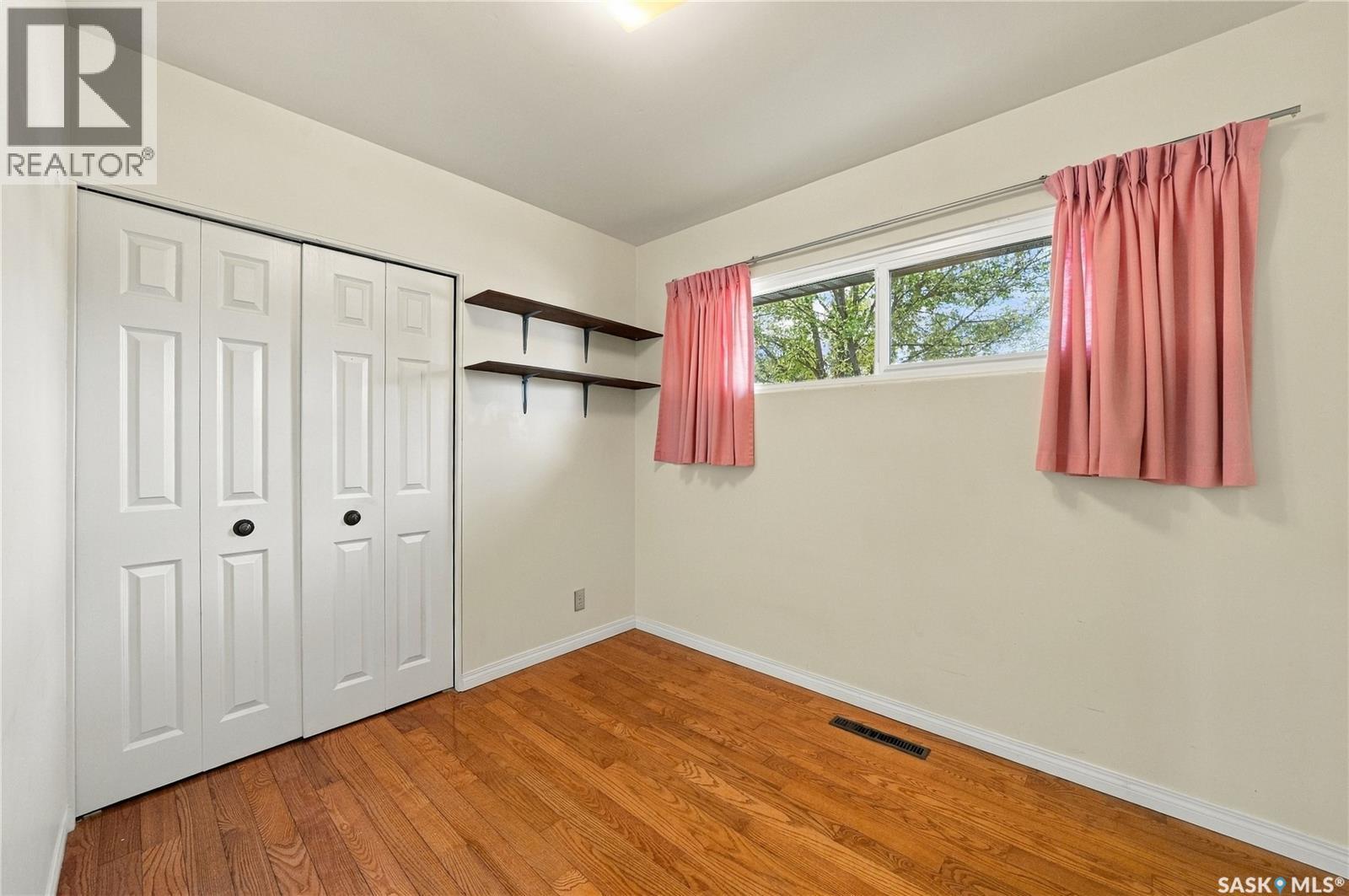 226 U Avenue N Property Photo 10