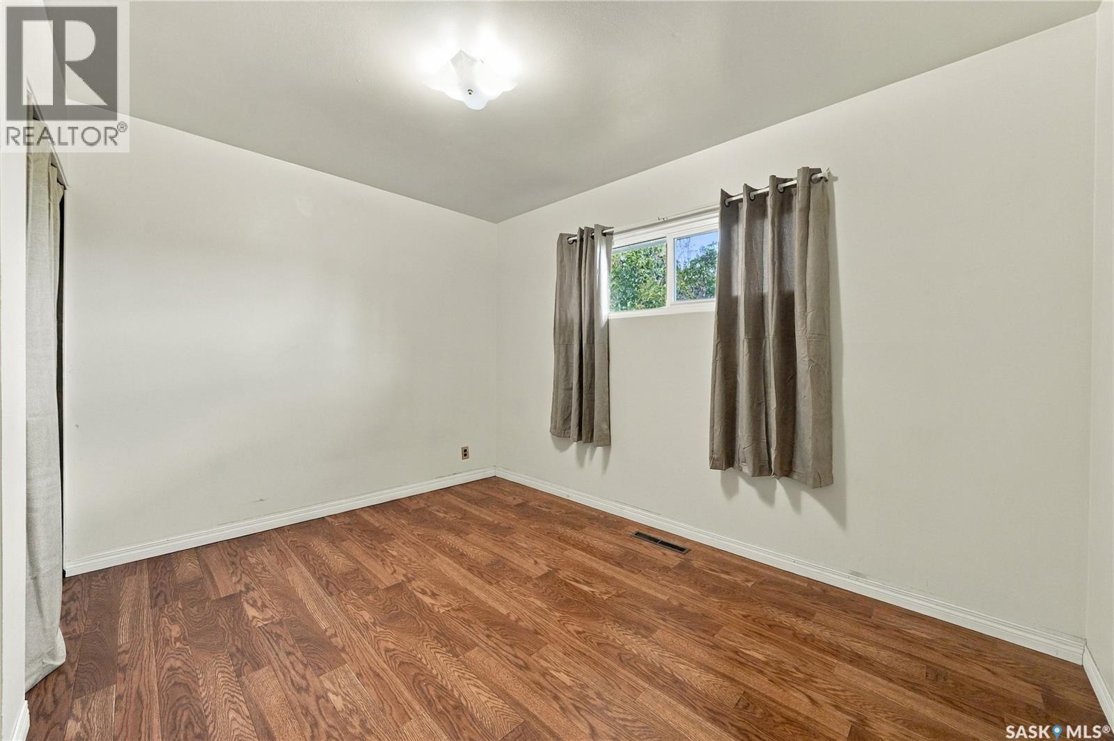 226 U Avenue N Property Photo 11