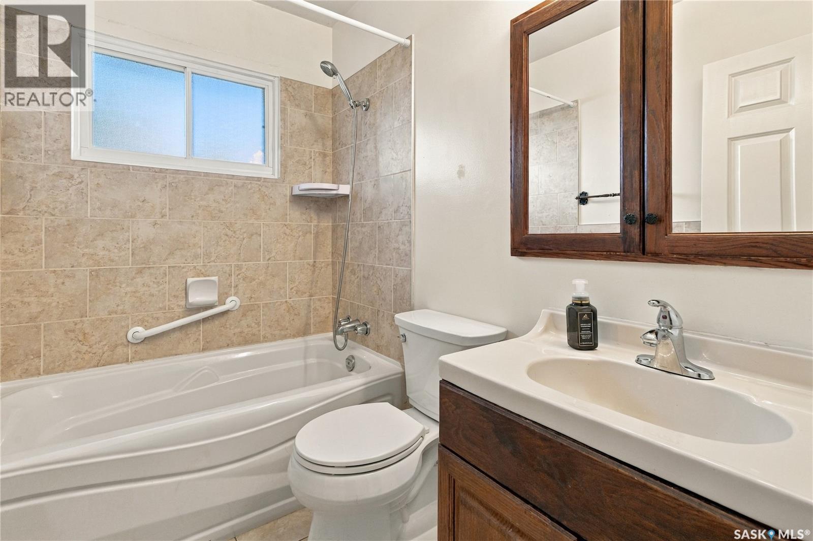 226 U Avenue N Property Photo 16