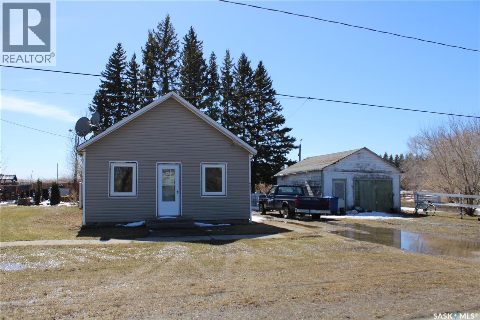 407 1st Avenue Property Photo 2