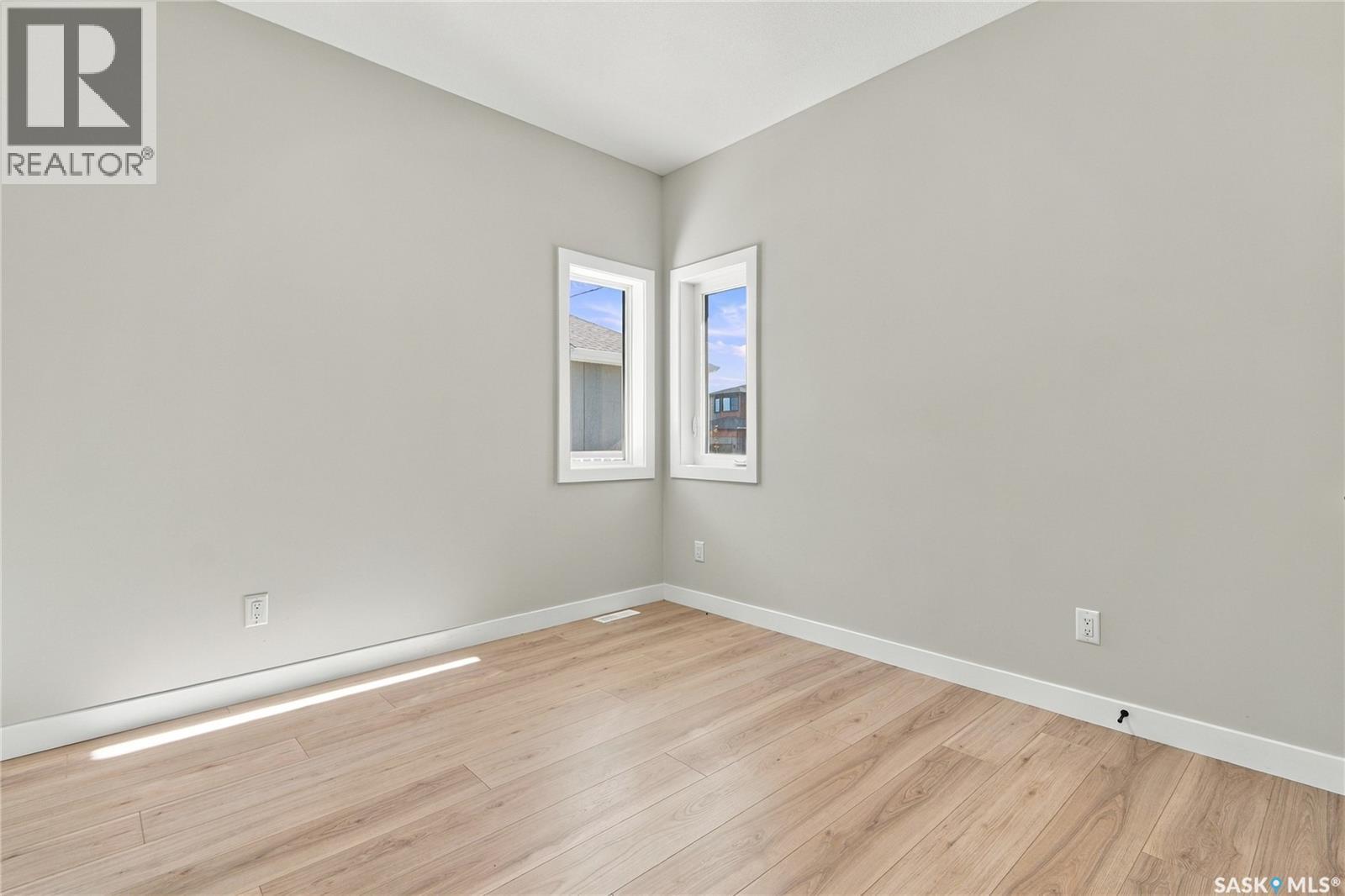 367 Leskiw Bend Property Photo 26