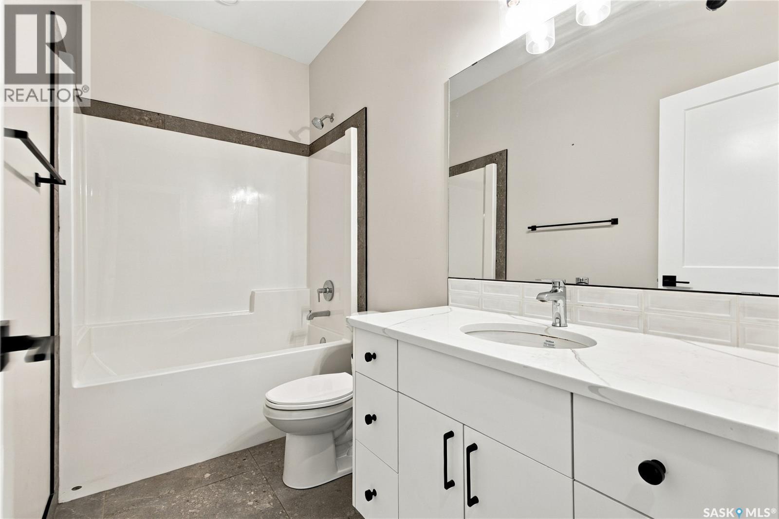 367 Leskiw Bend Property Photo 27