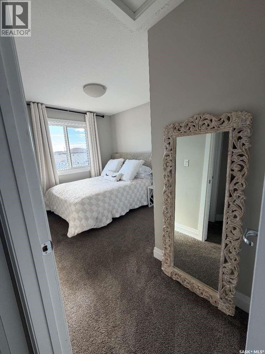 5325 Green Silverberry Drive E Property Photo 21