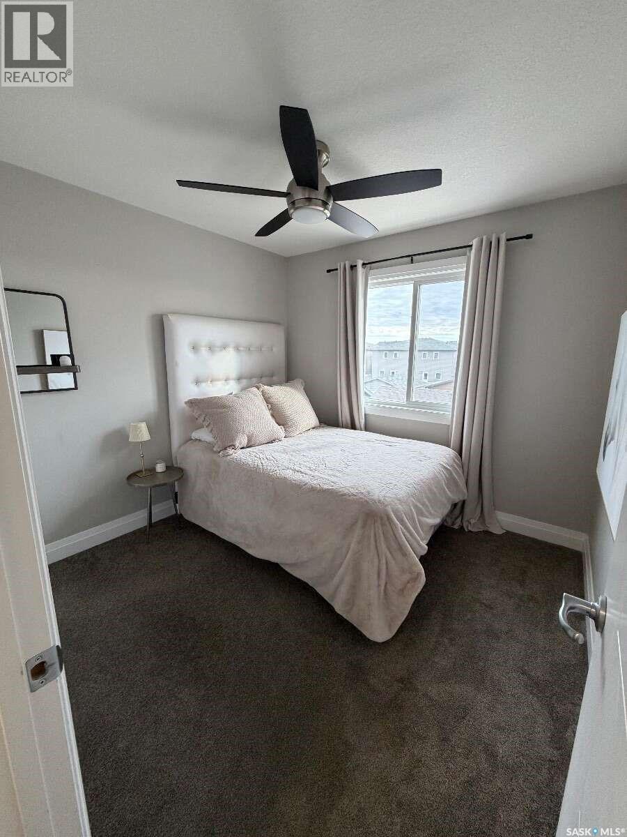 5325 Green Silverberry Drive E Property Photo 24