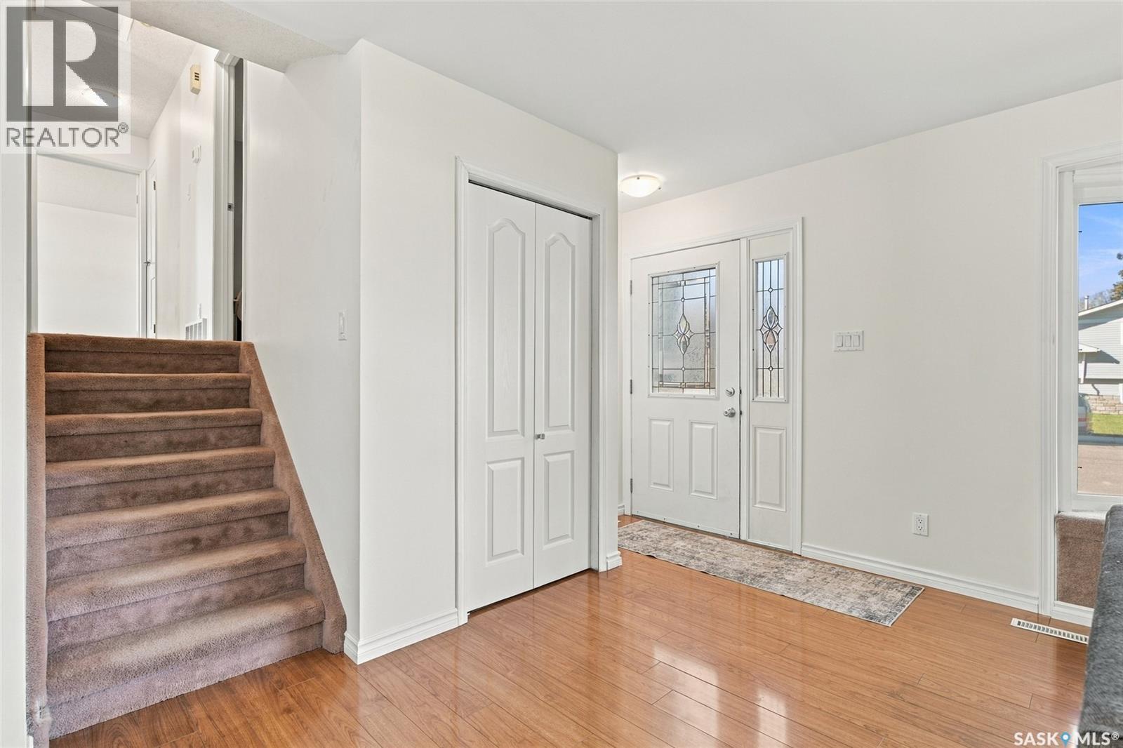 231 Priel Crescent Property Photo 3