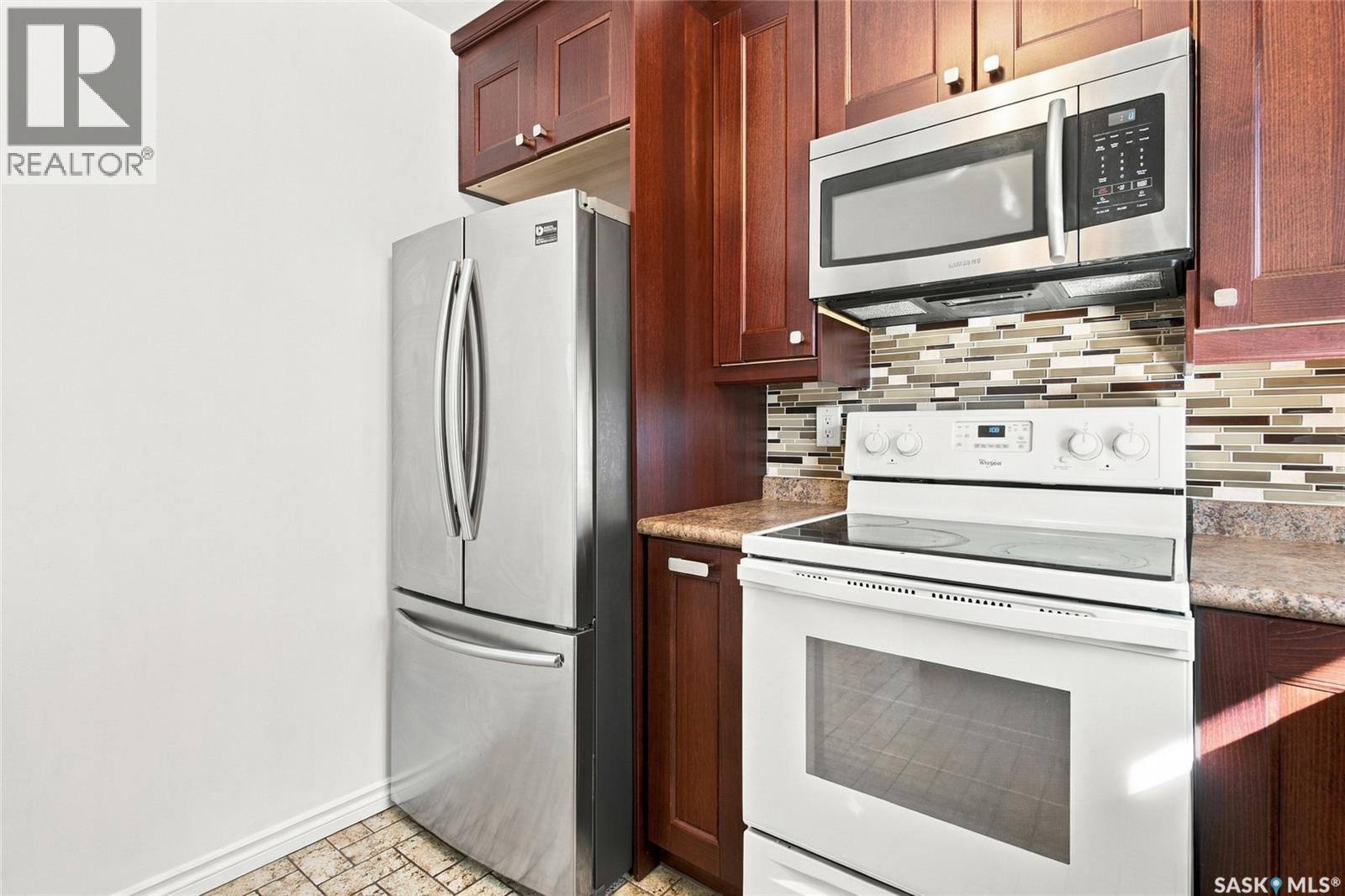 231 Priel Crescent Property Photo 10
