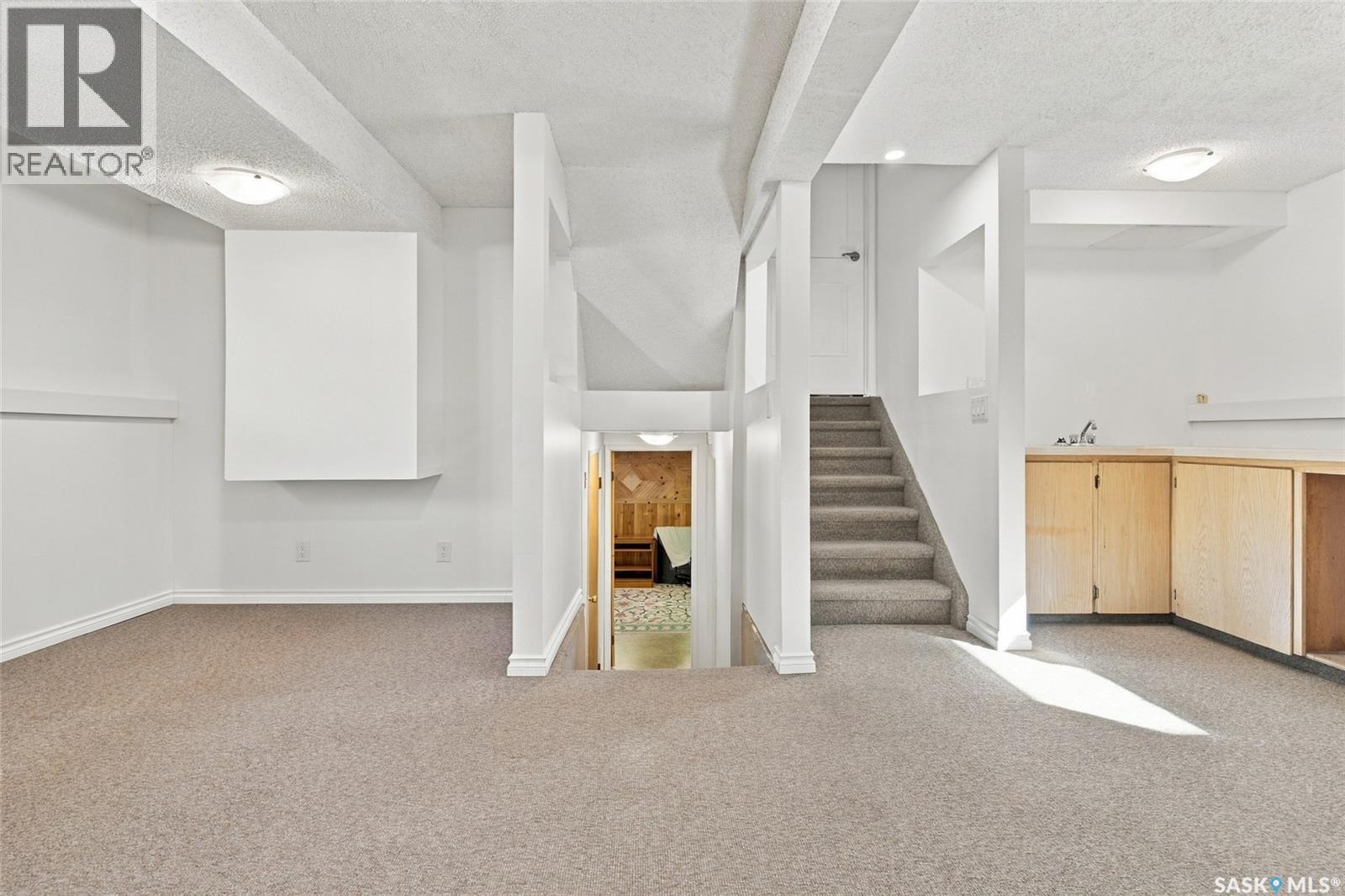 231 Priel Crescent Property Photo 23
