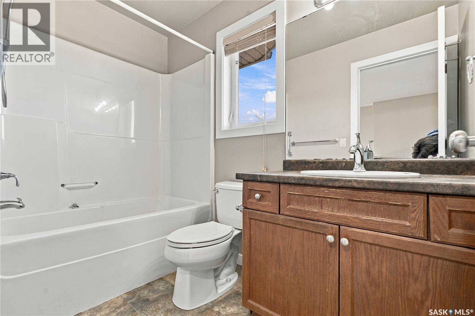 255 Mcbeth Crescent Property Photo 21