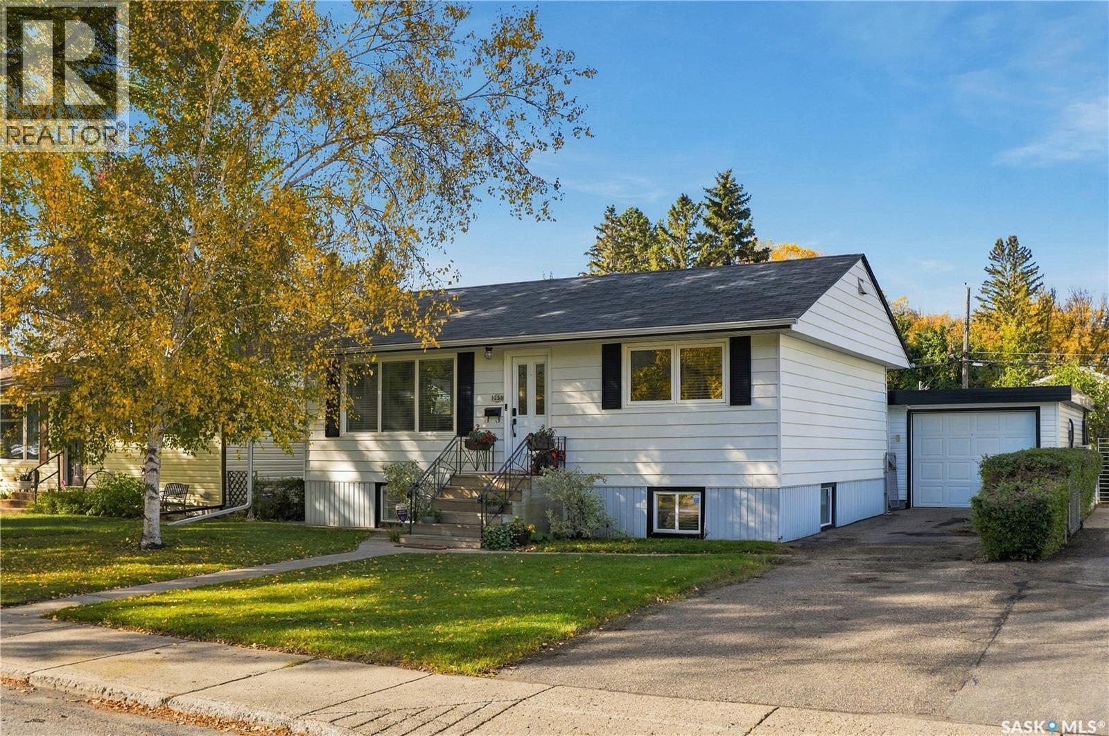 1333 M Avenue S Property Photo 1