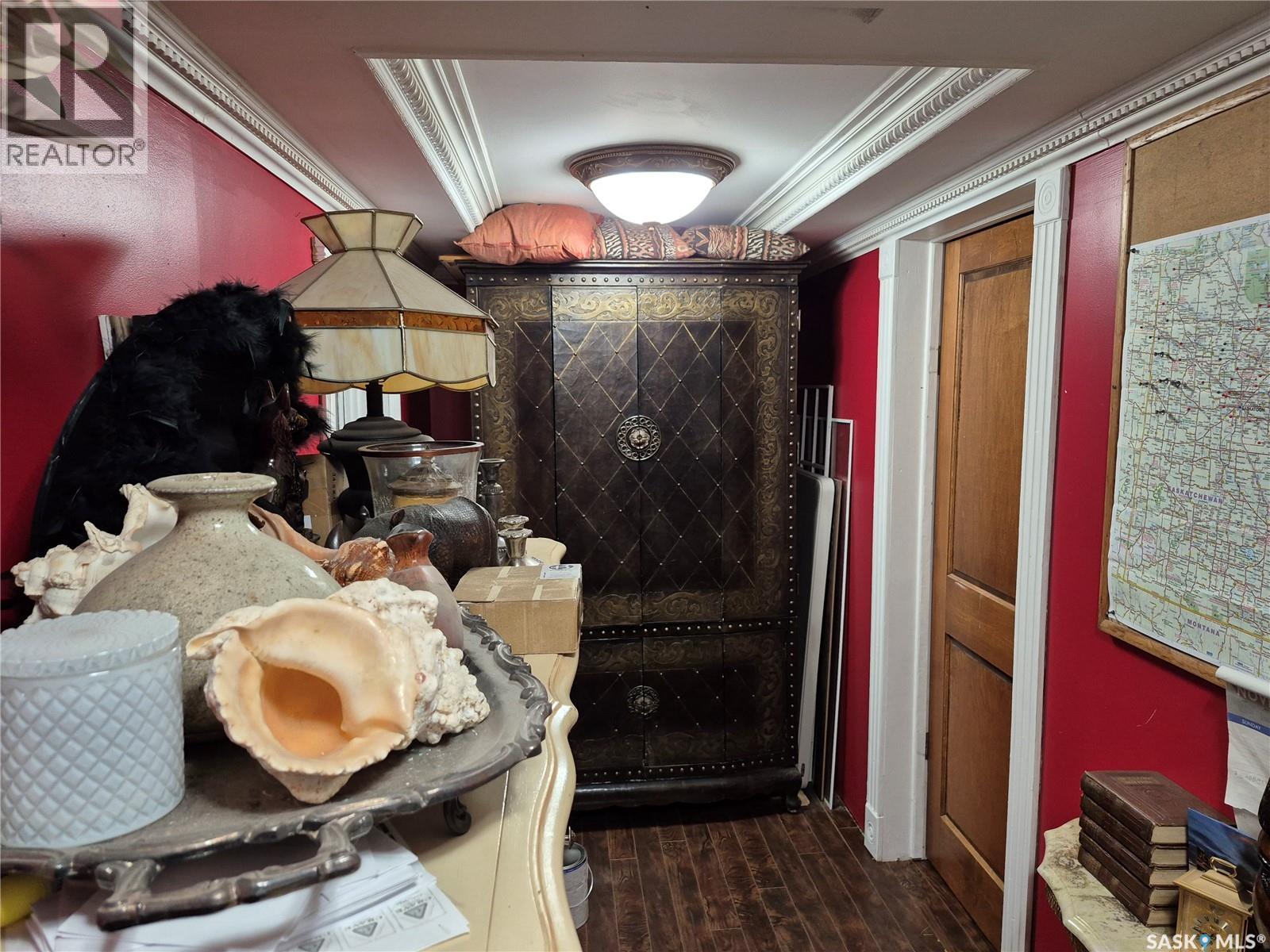 303 Edward Street Property Photo 15
