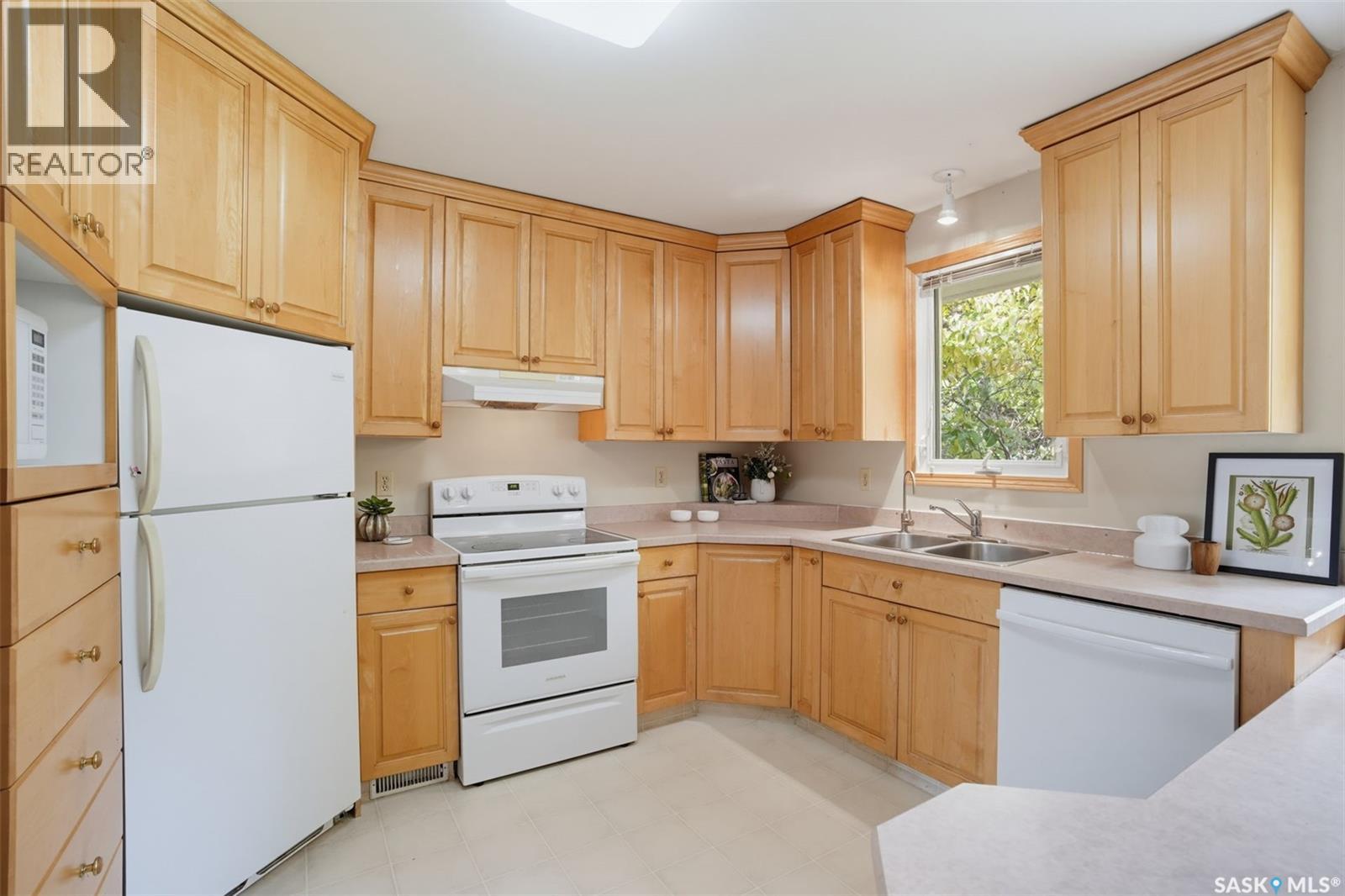 1513 Argyle Avenue Property Photo 16