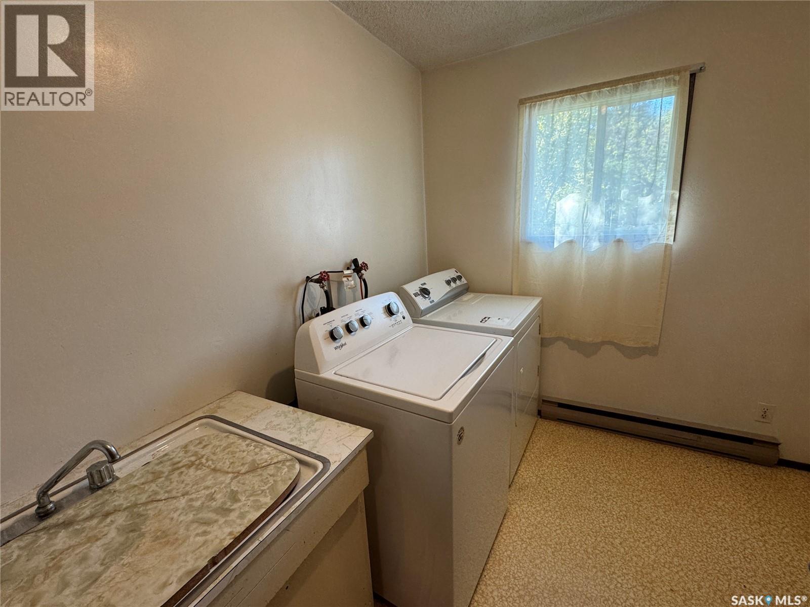 202 4th Avenue Property Photo 15