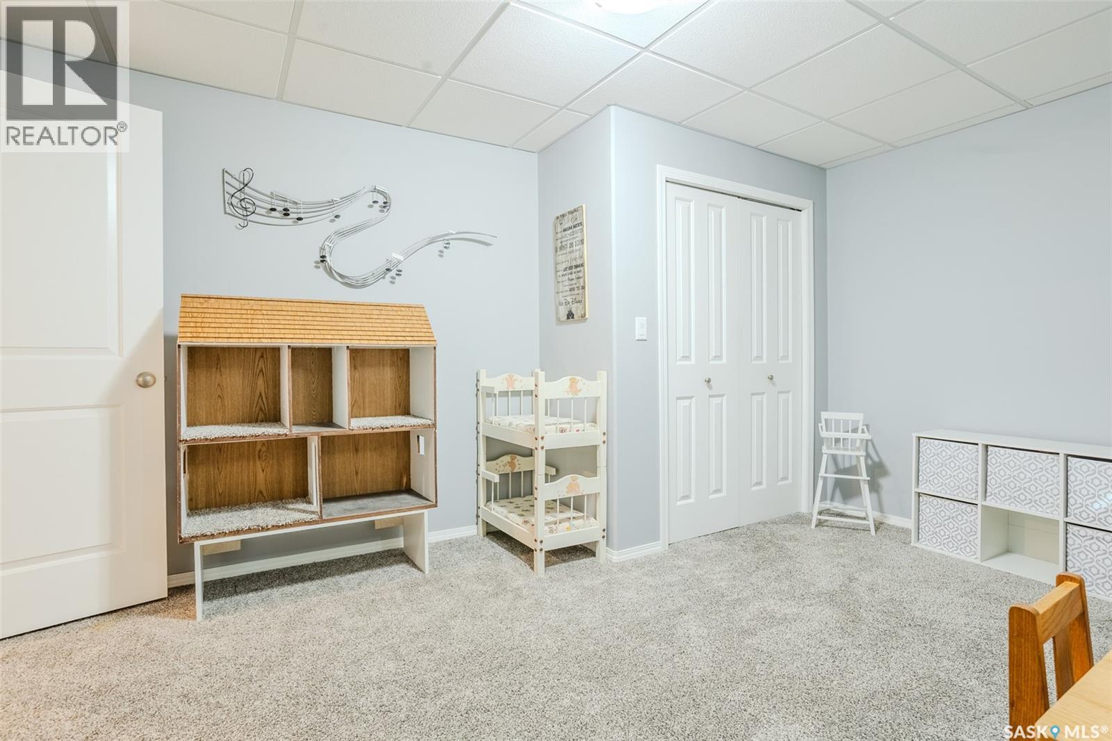 622 Rosewood Boulevard W Property Photo 28
