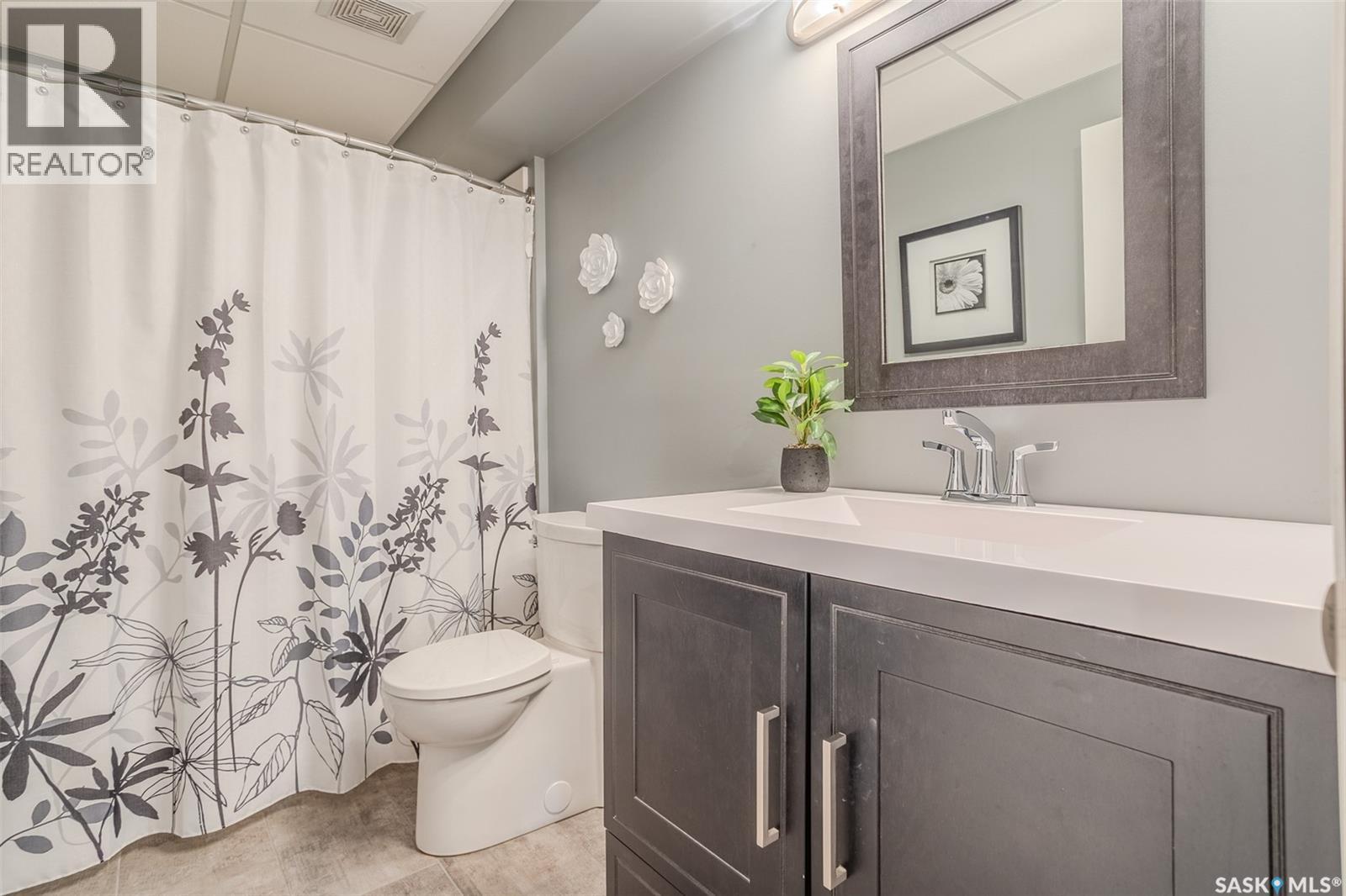 622 Rosewood Boulevard W Property Photo 29