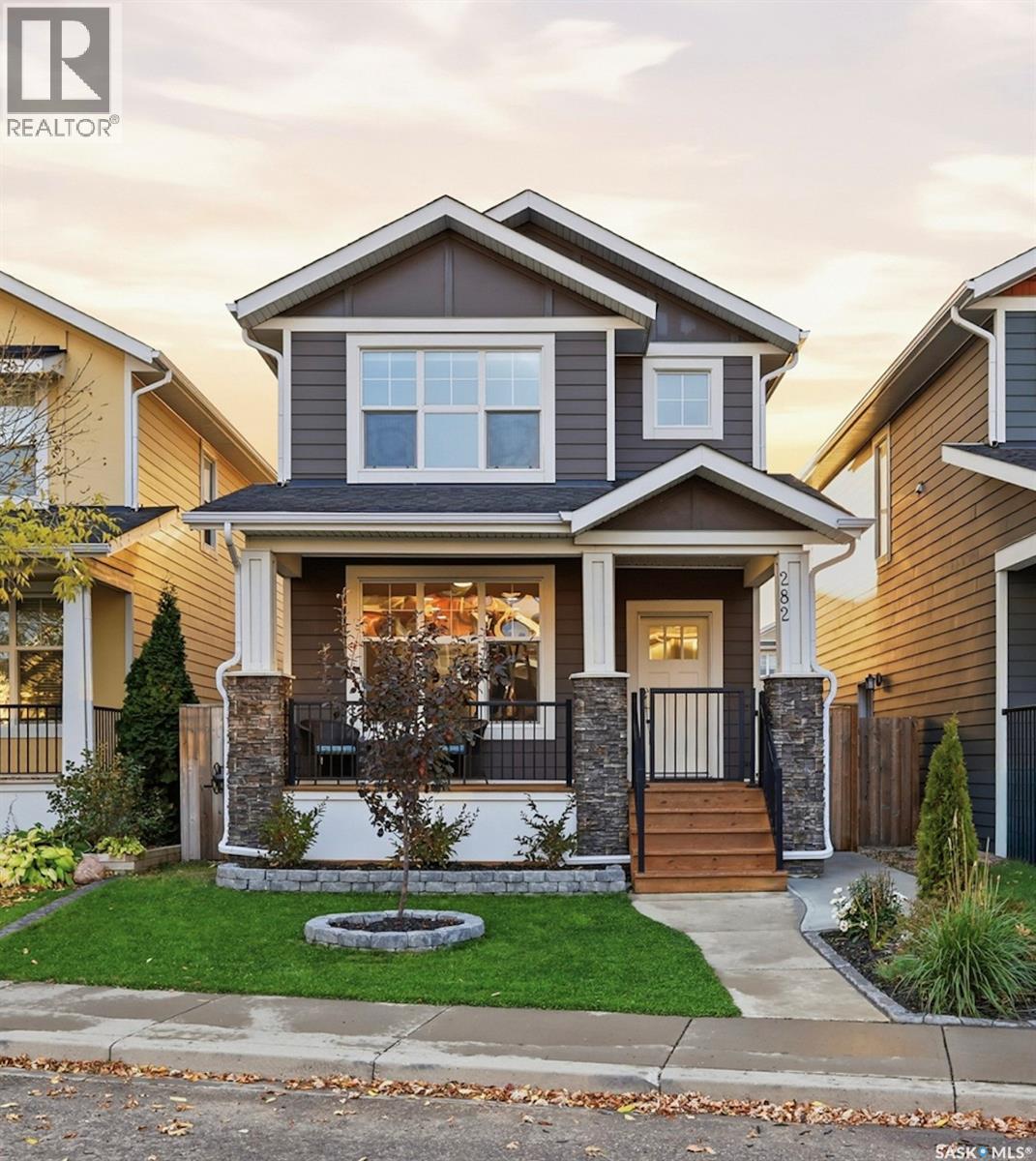 282 Eaton CRESCENT Property Photo 1