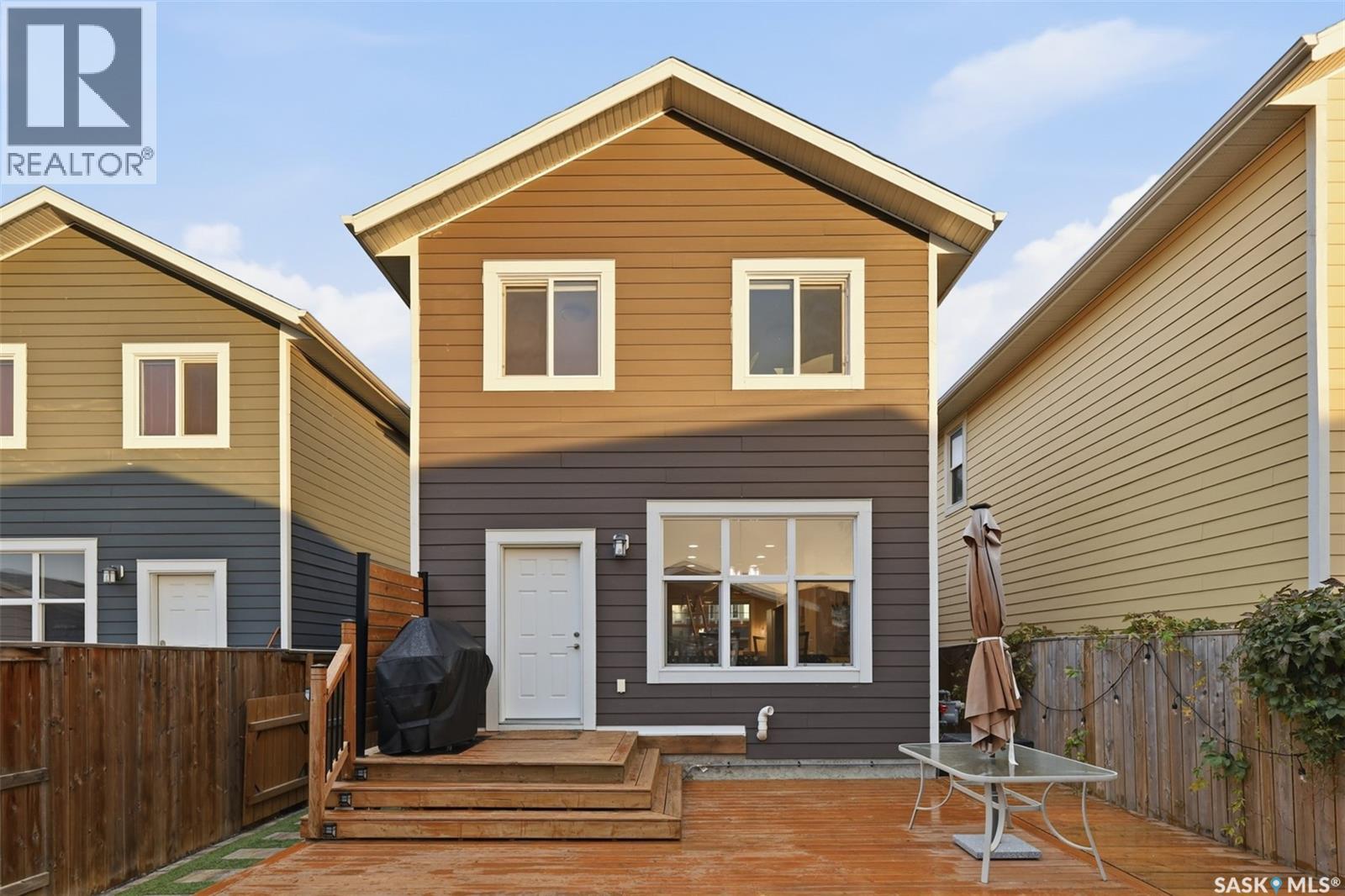 282 Eaton Crescent Property Photo 35