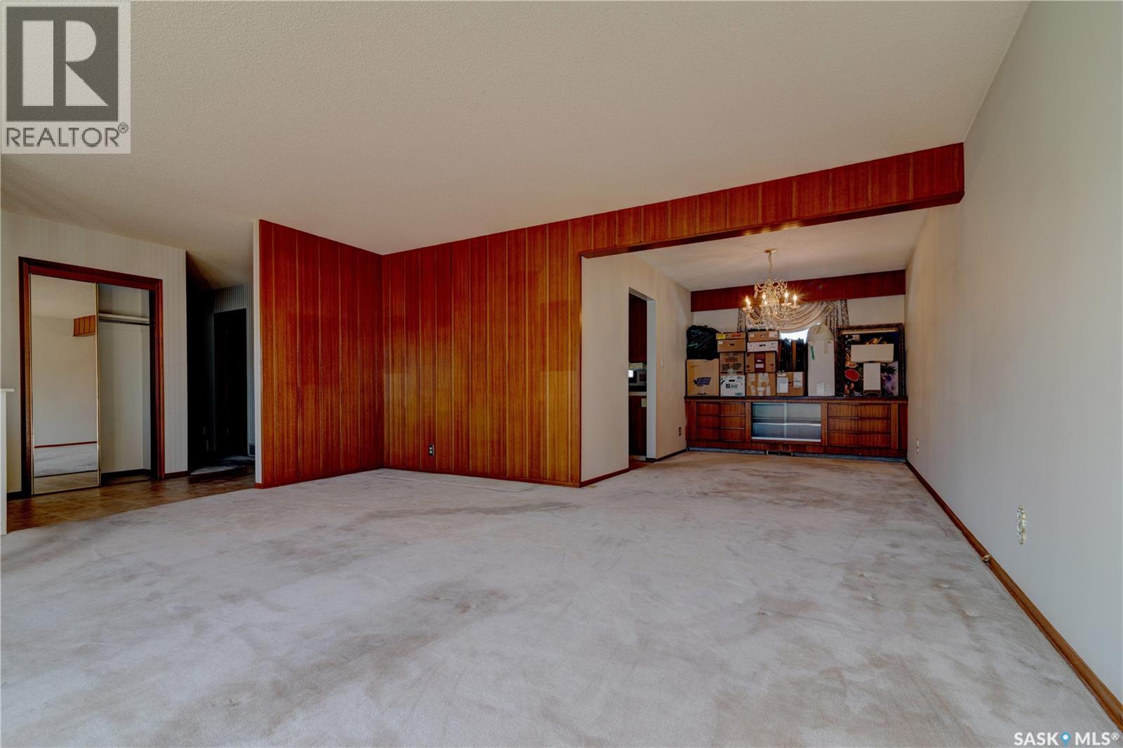5 Wheaton Crescent Property Photo 12