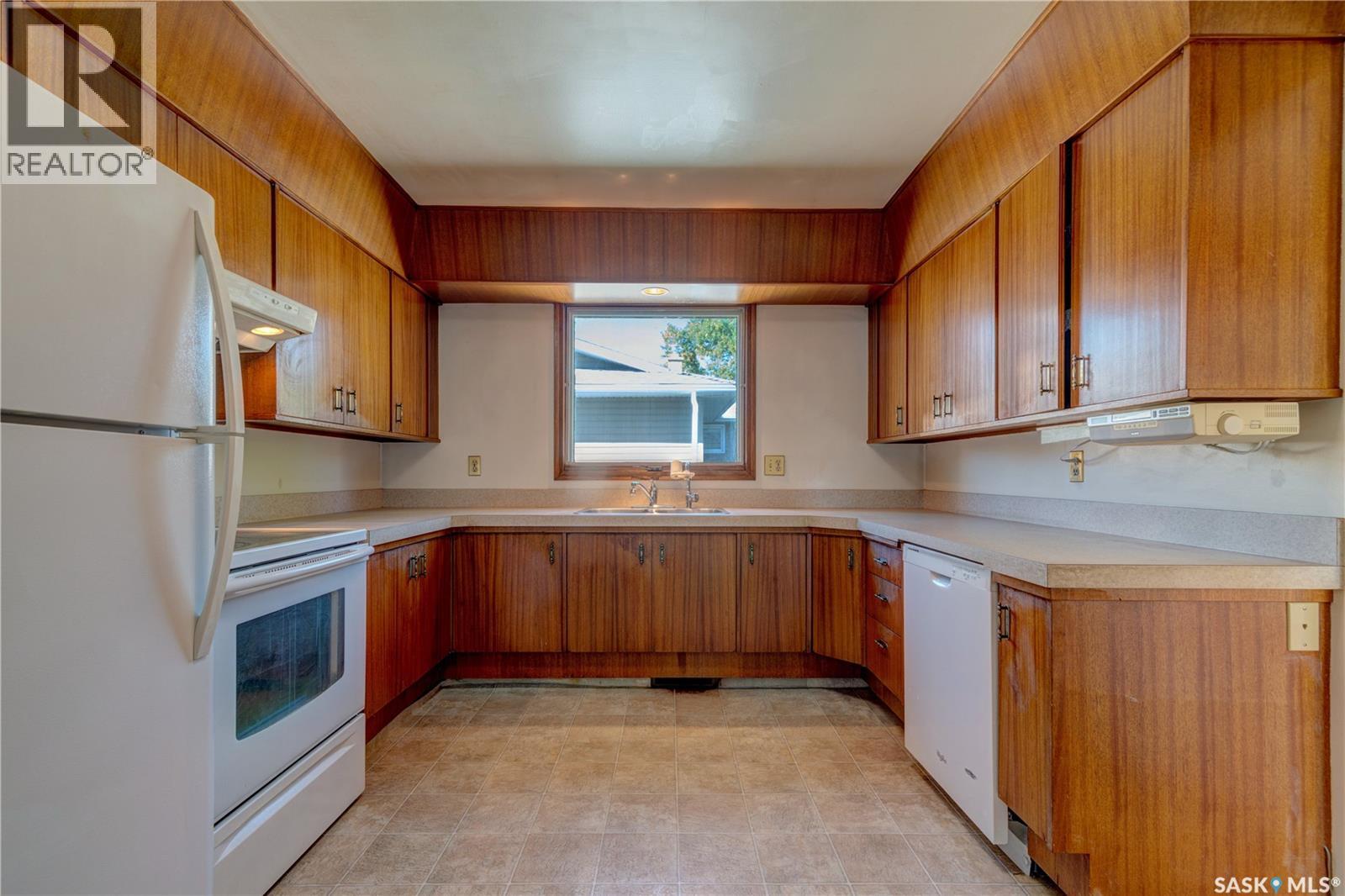 5 Wheaton Crescent Property Photo 14