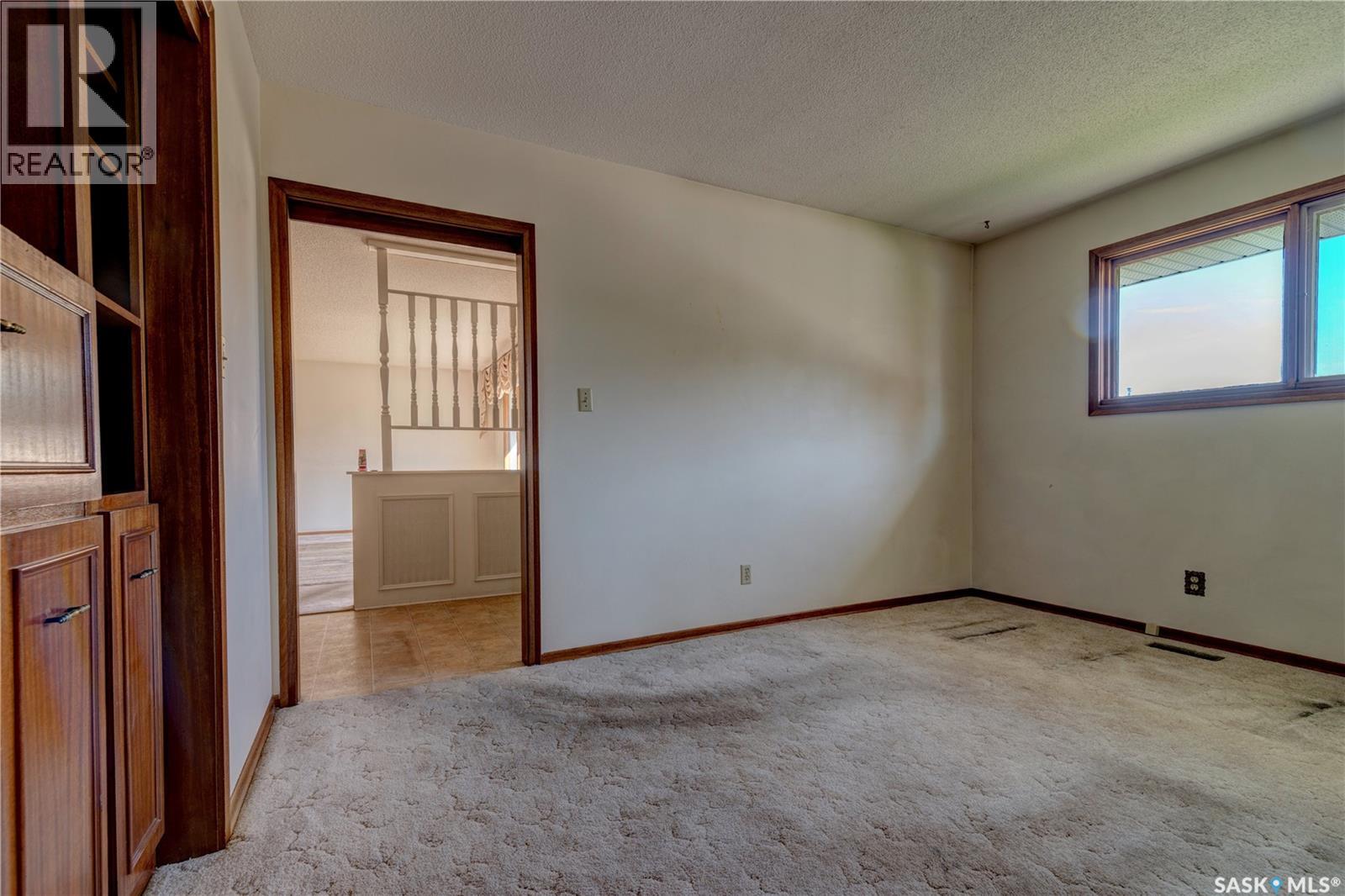 5 Wheaton Crescent Property Photo 17