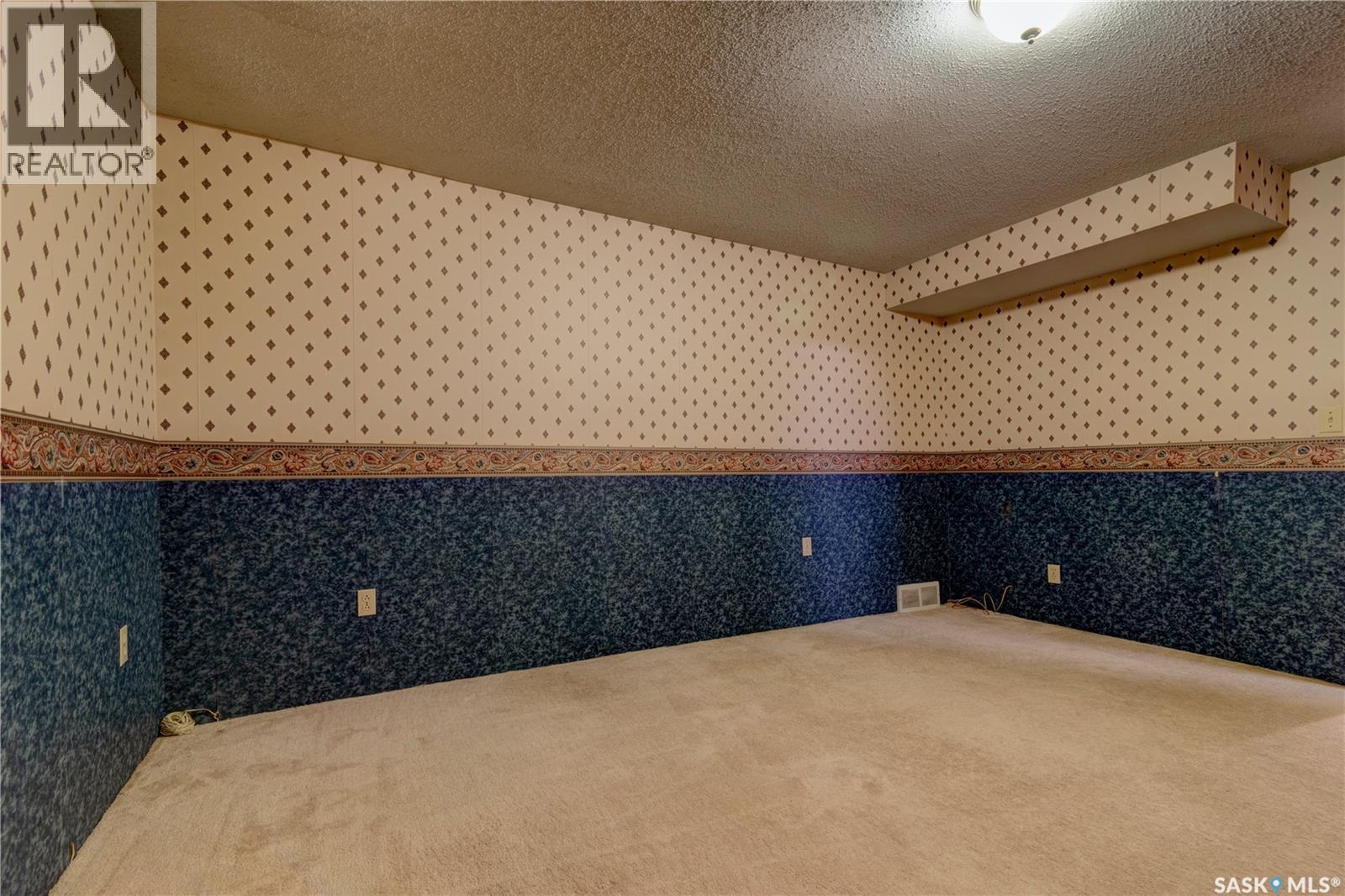 5 Wheaton Crescent Property Photo 36