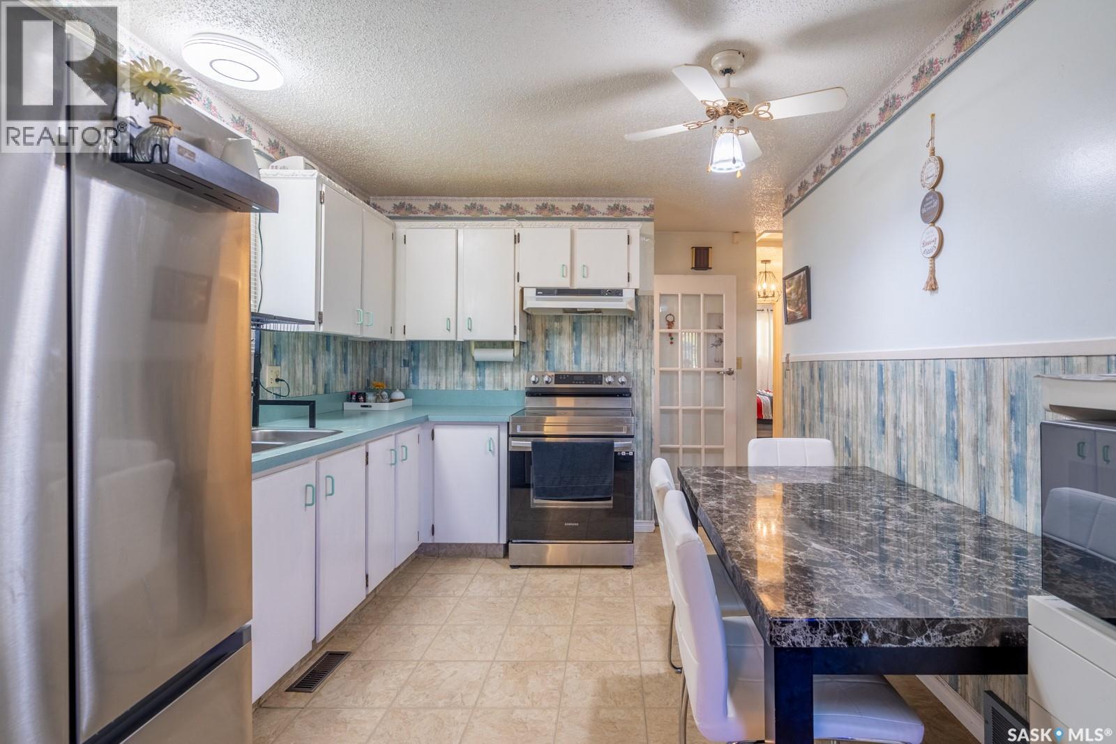 364 Osler Street Property Photo 6