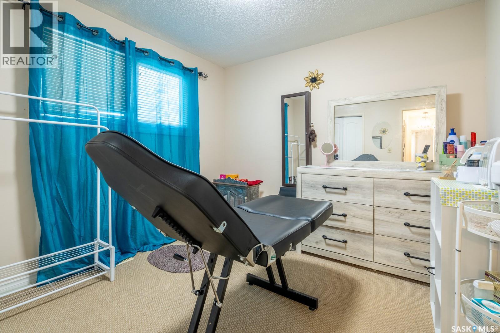 364 Osler Street Property Photo 10