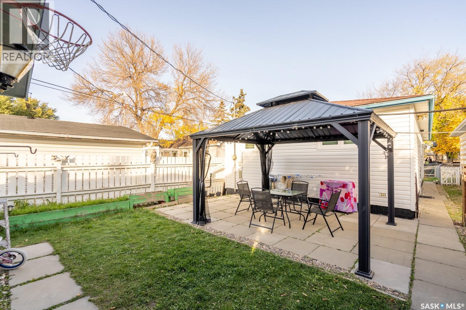 364 Osler Street Property Photo 29