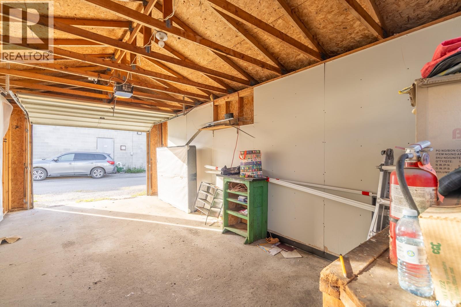 364 Osler Street Property Photo 30