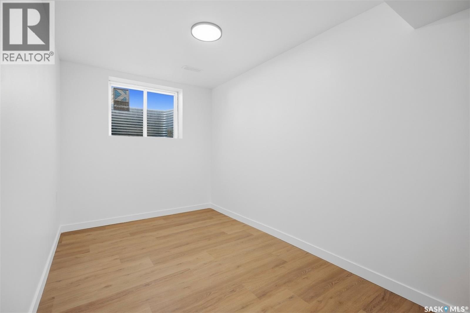 3805 Diefenbaker Drive Property Photo 19