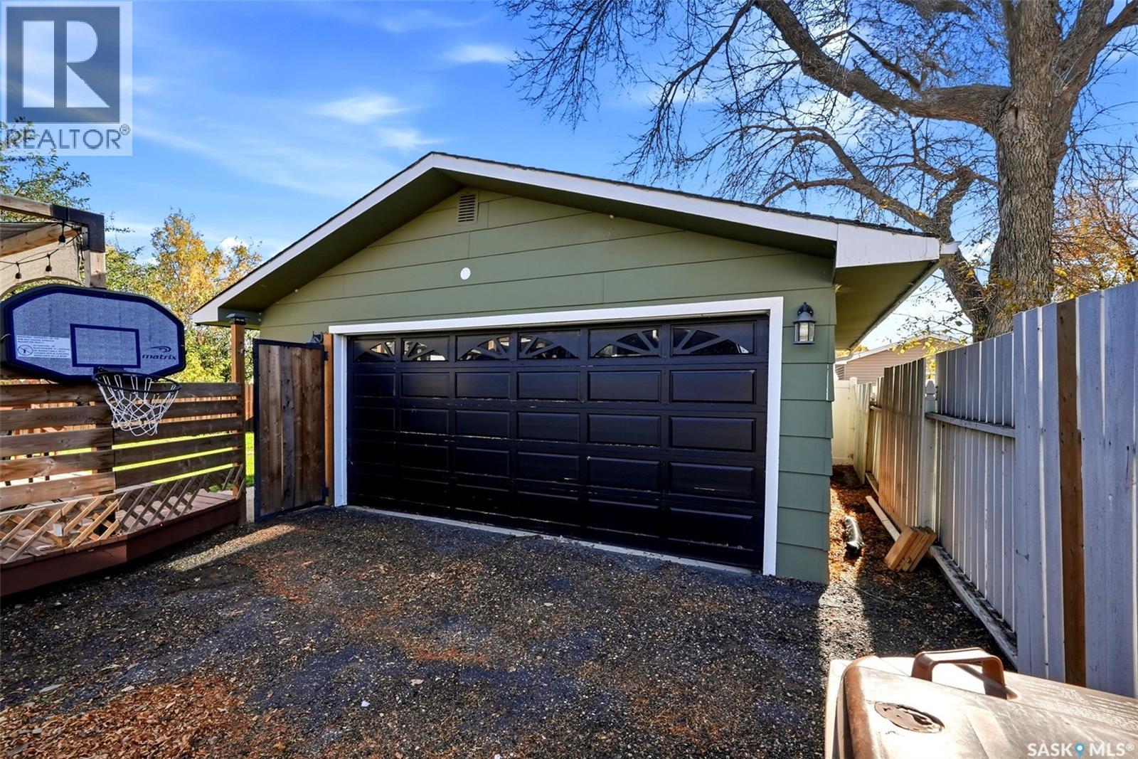 31 Berenson Avenue Property Photo 39