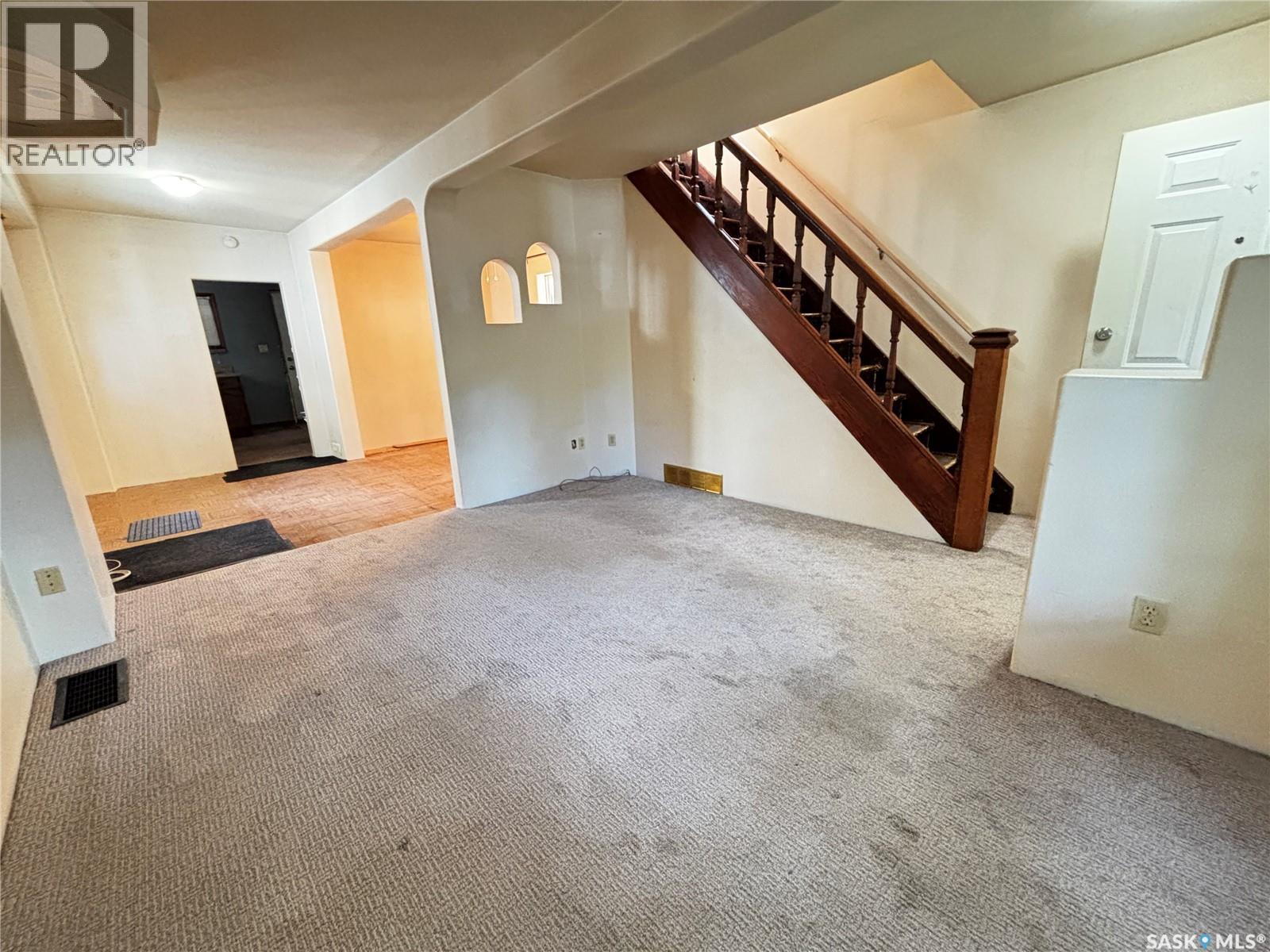 428 I Avenue S Property Photo 3