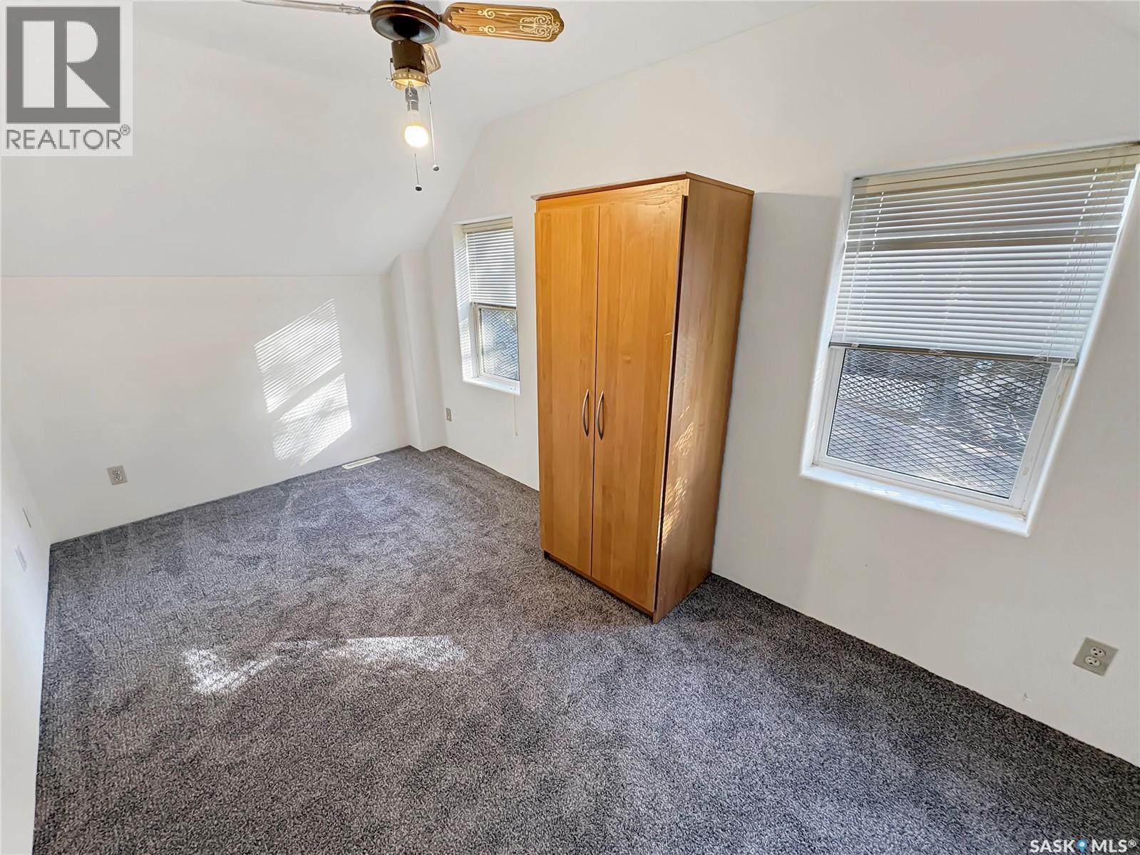 428 I Avenue S Property Photo 10