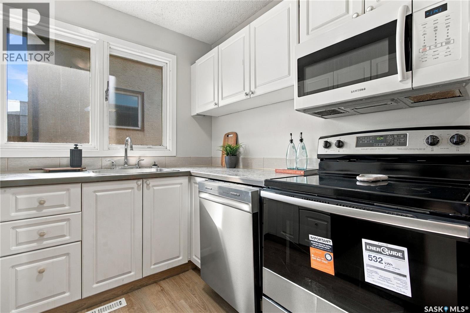 431 York Street Property Photo 10