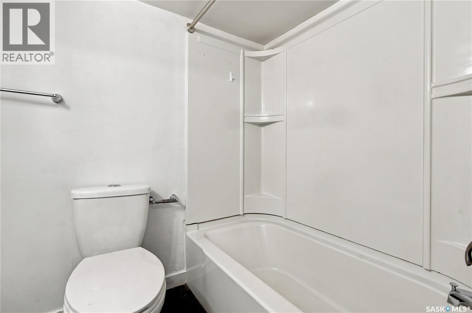 431 York Street Property Photo 23