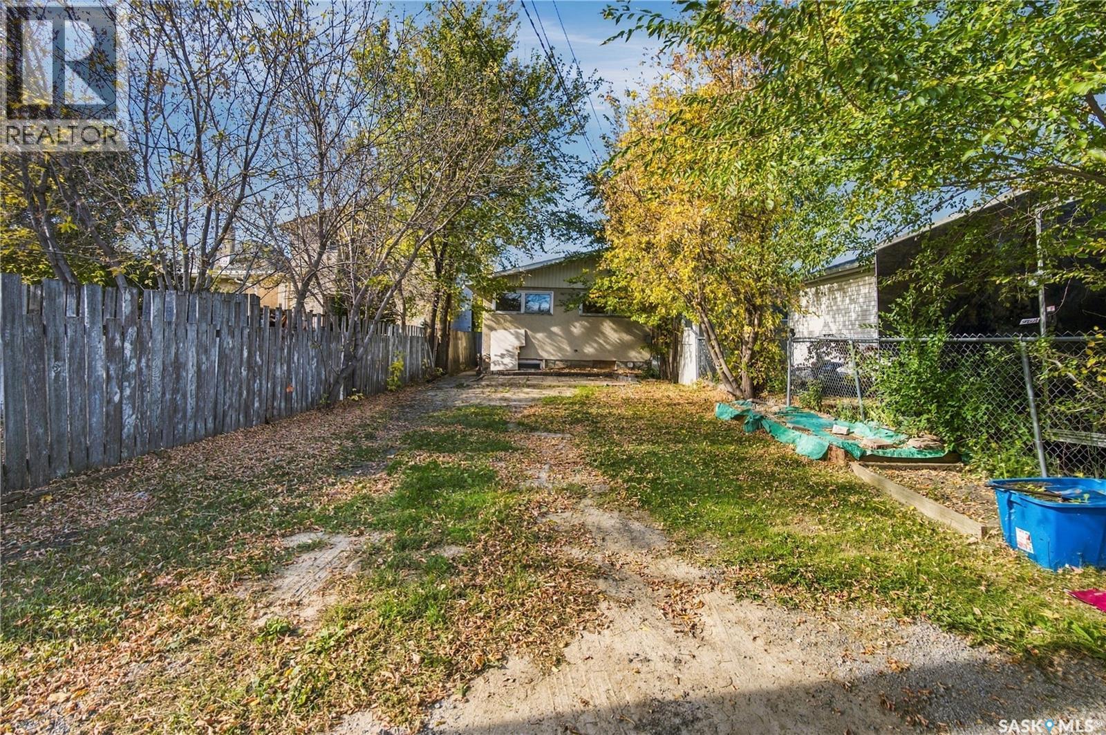 431 York Street Property Photo 31