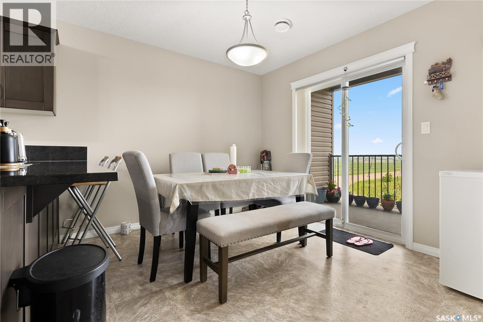 305 3822 Dewdney Avenue E Property Photo 12