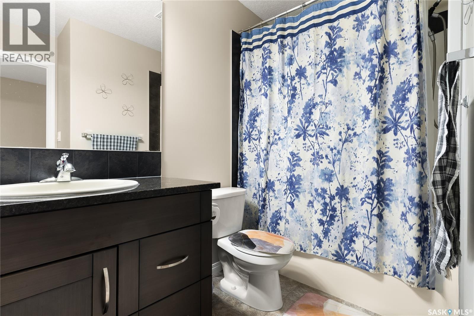 305 3822 Dewdney Avenue E Property Photo 16
