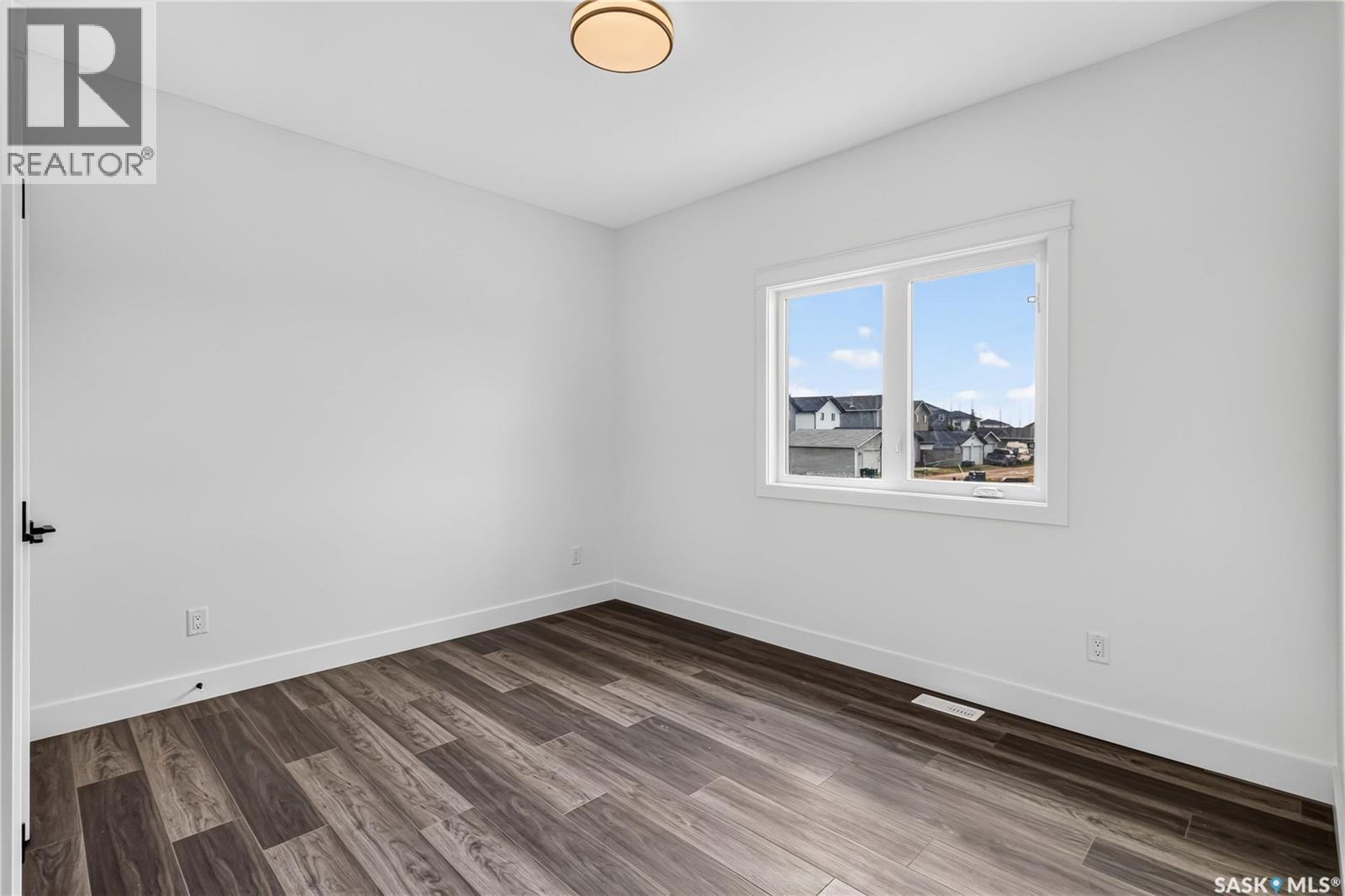 1211 Nightingale Terrace Property Photo 16