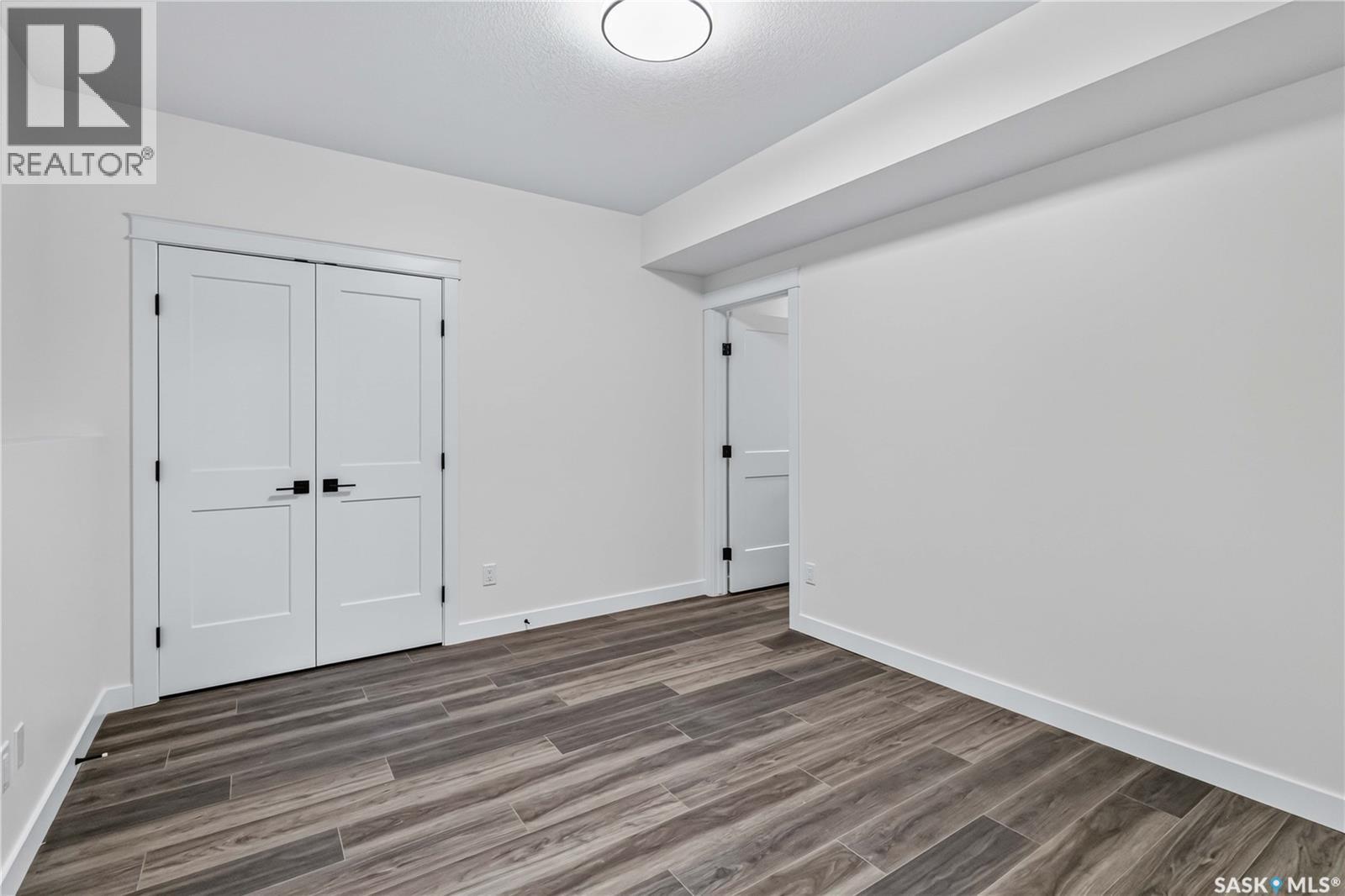 1211 Nightingale Terrace Property Photo 29