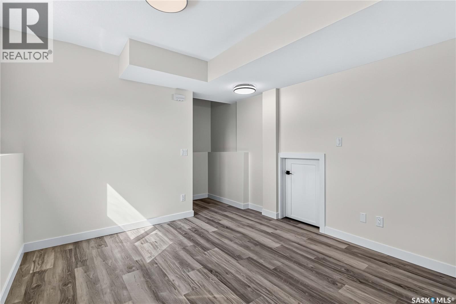 1211 Nightingale Terrace Property Photo 37